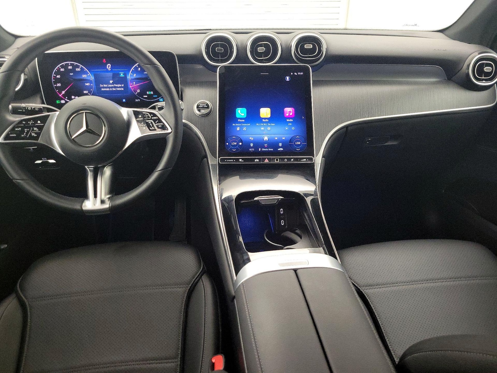 Apple CarPlay® & Android Auto™
