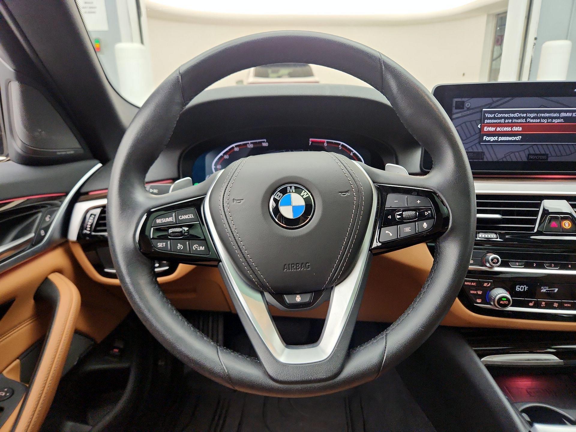 Thumbnail: 2022 BMW 5 Series - 10