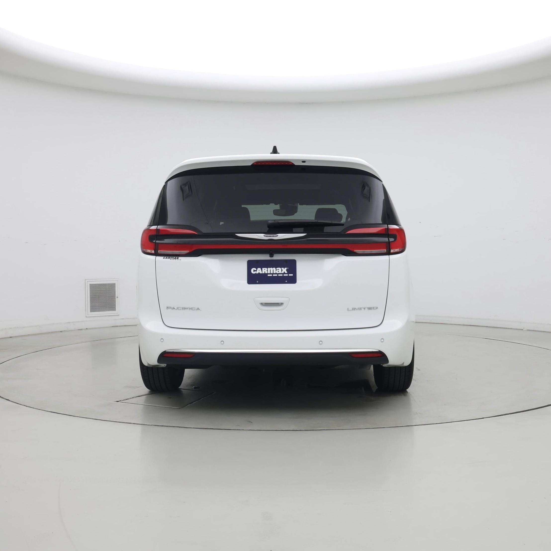 Thumbnail: 2026 Chrysler Pacifica - 6