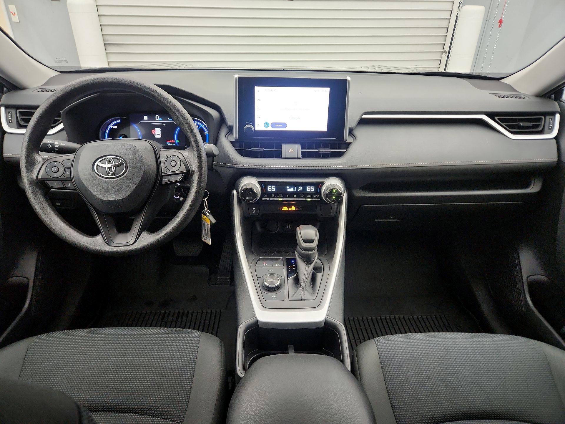 Thumbnail: 2024 Toyota RAV4 - 9