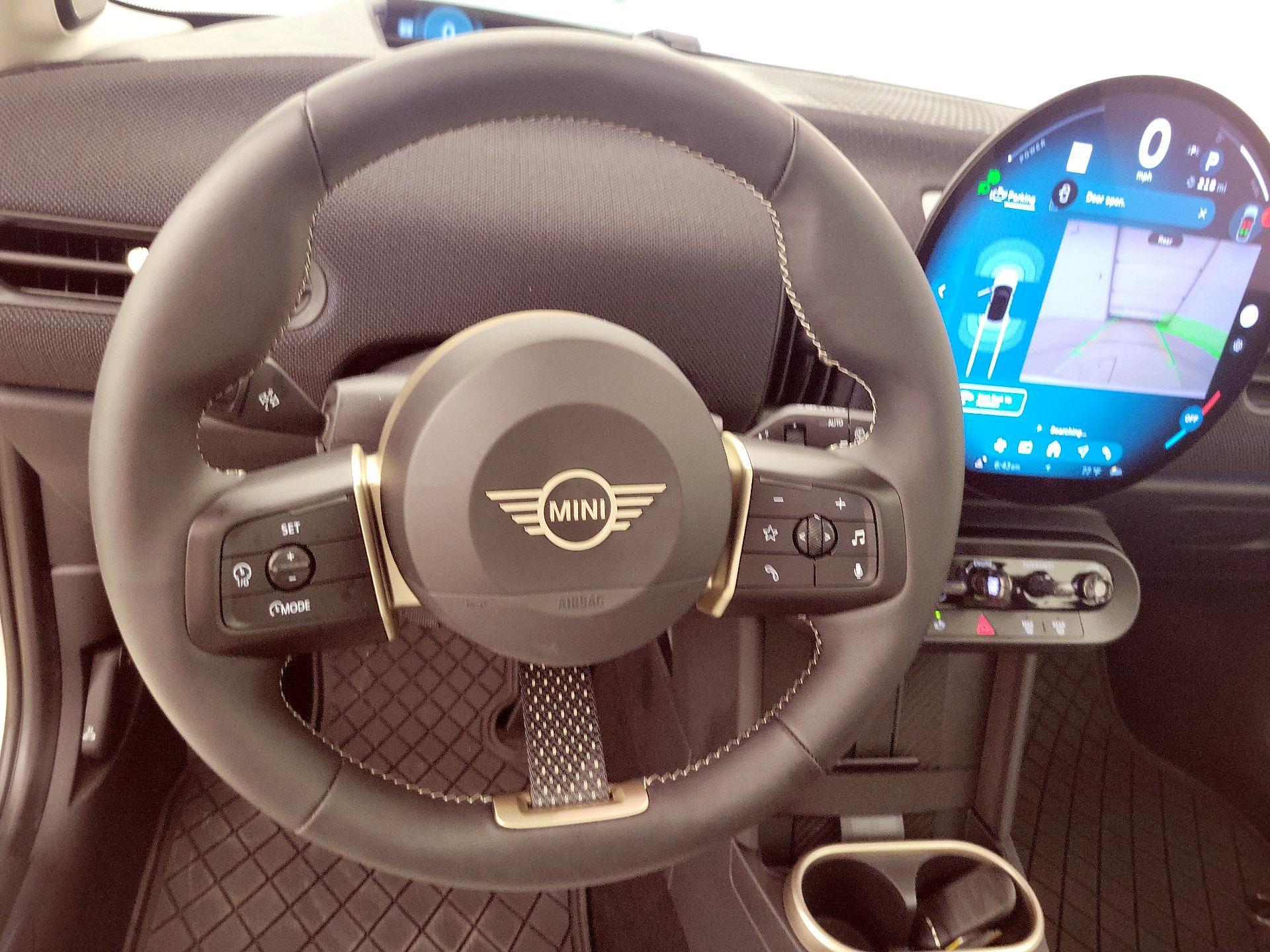 Thumbnail: 2025 MINI Cooper Hardtop - 10