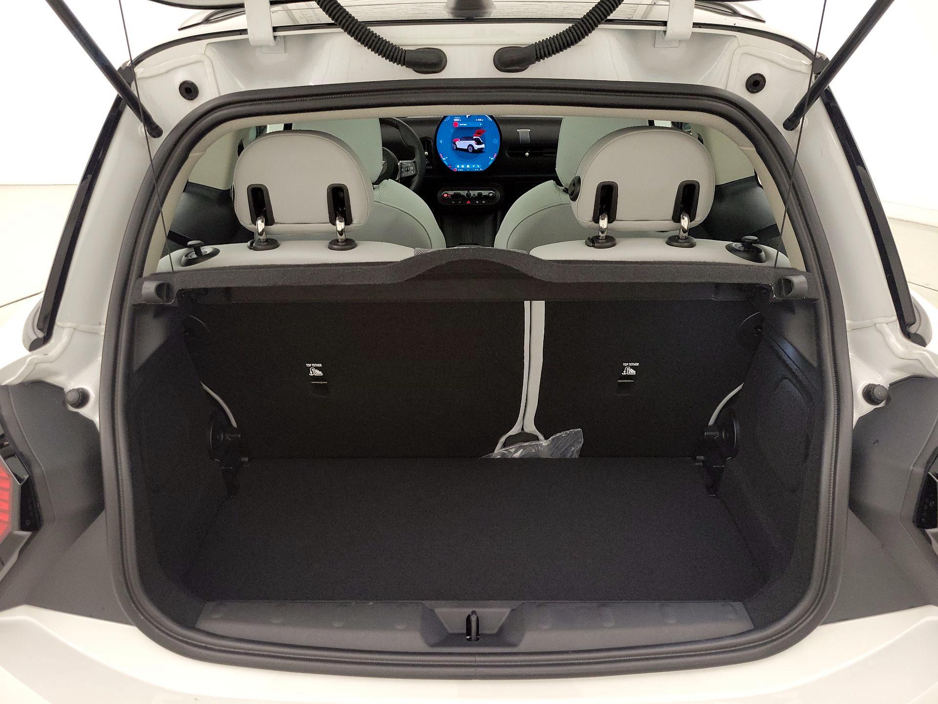 Thumbnail: 2025 MINI Cooper Hardtop - 18