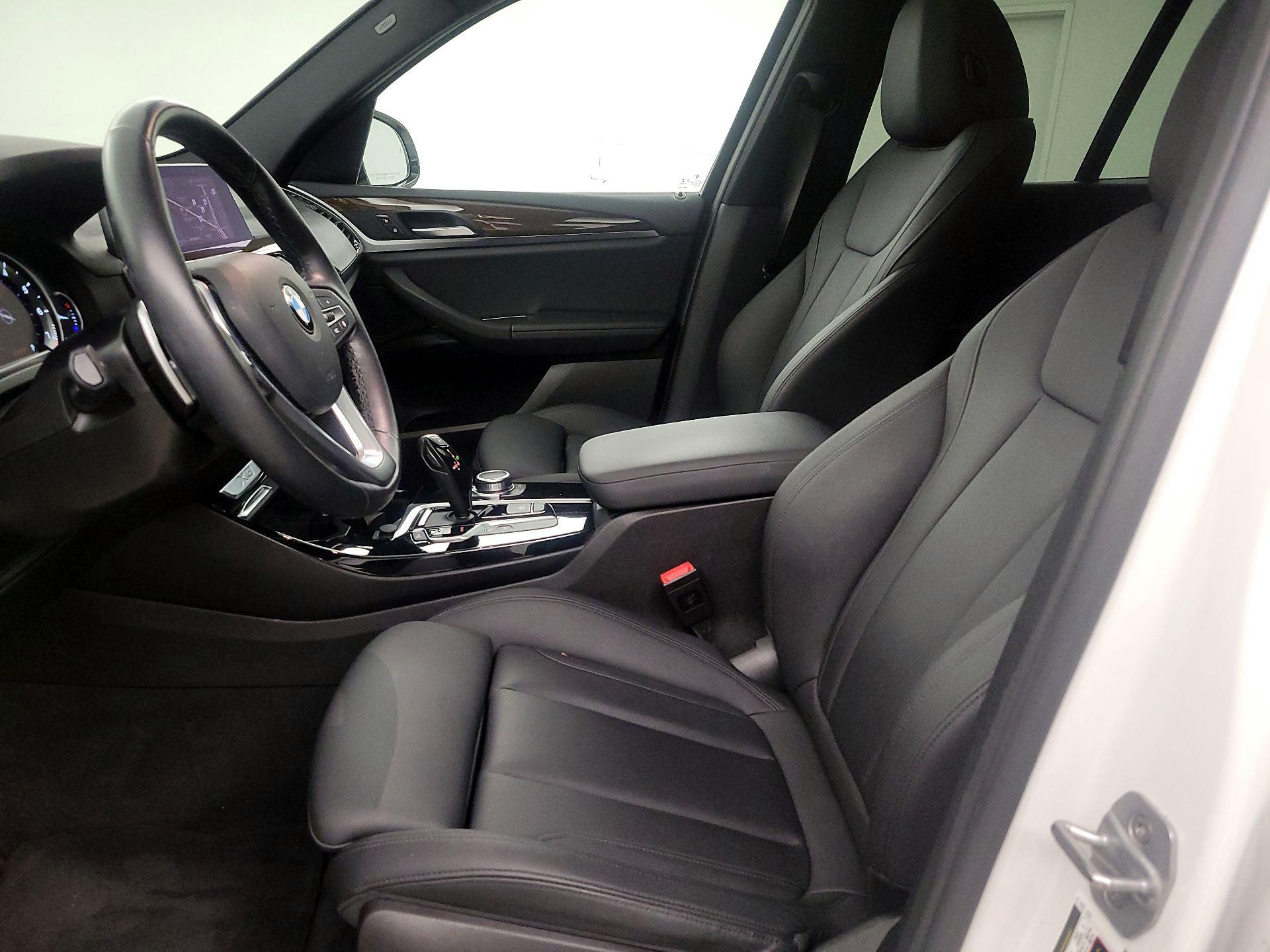 Thumbnail: 2021 BMW X3 - 11