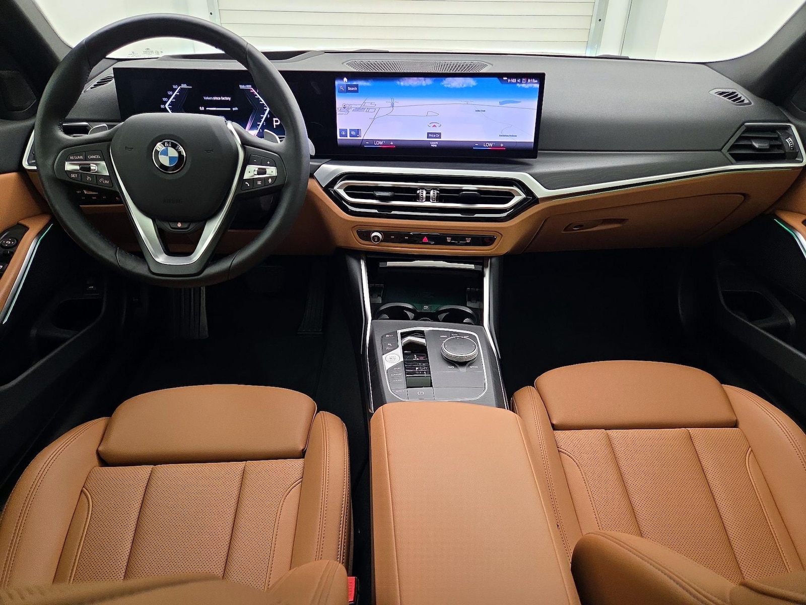 2023 BMW 3 Series 330i - Photo 10