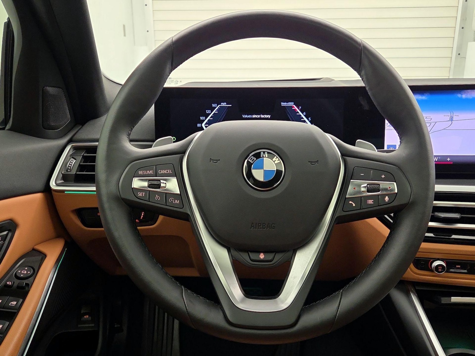 2023 BMW 3 Series 330i - Photo 11