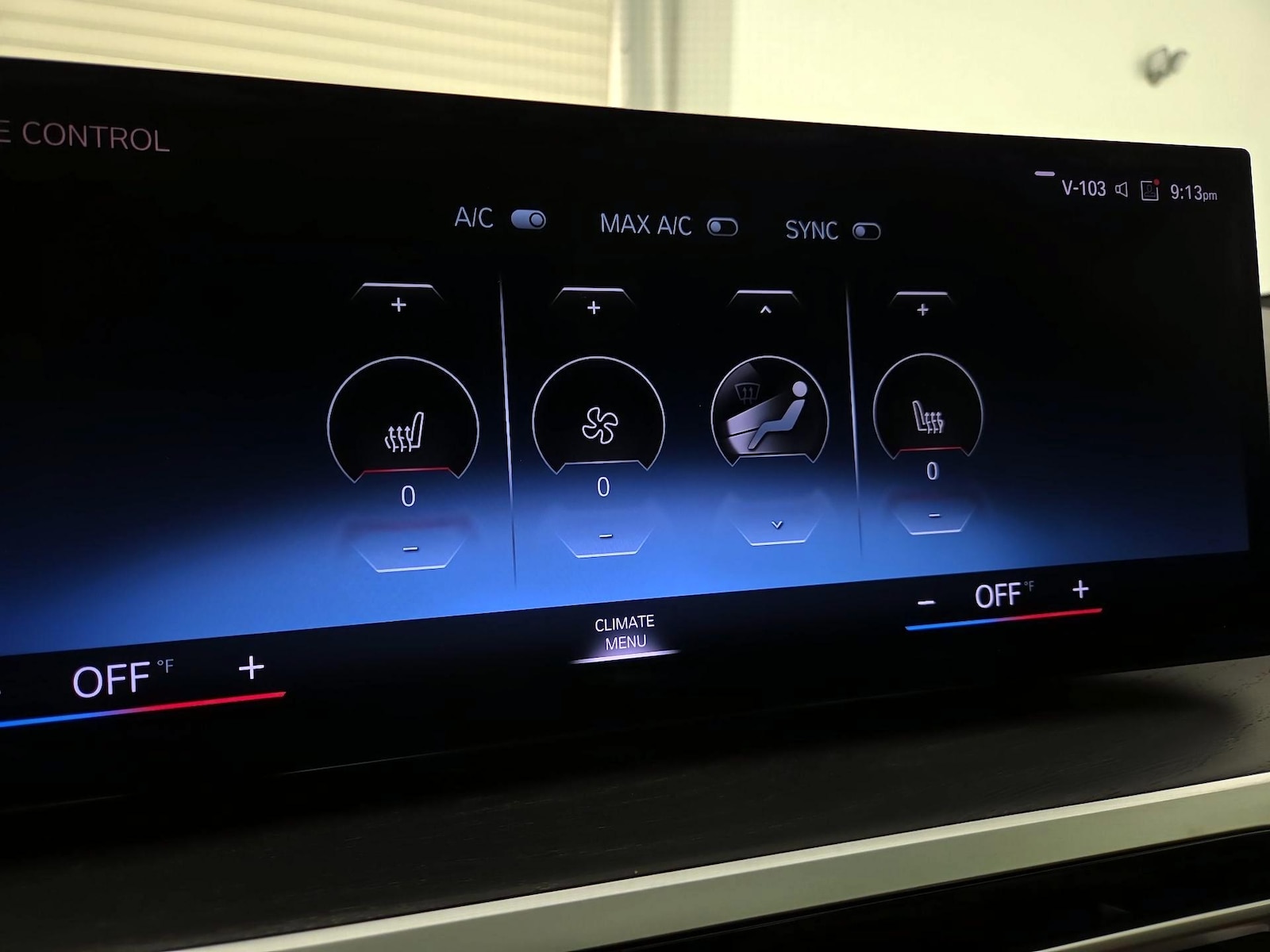2023 BMW 3 Series 330i - Photo 18