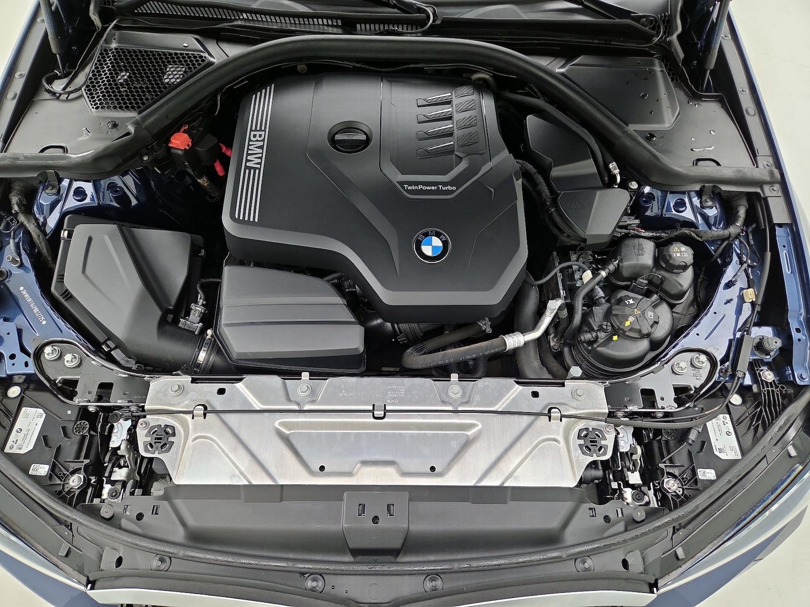 2023 BMW 3 Series 330i - Photo 25