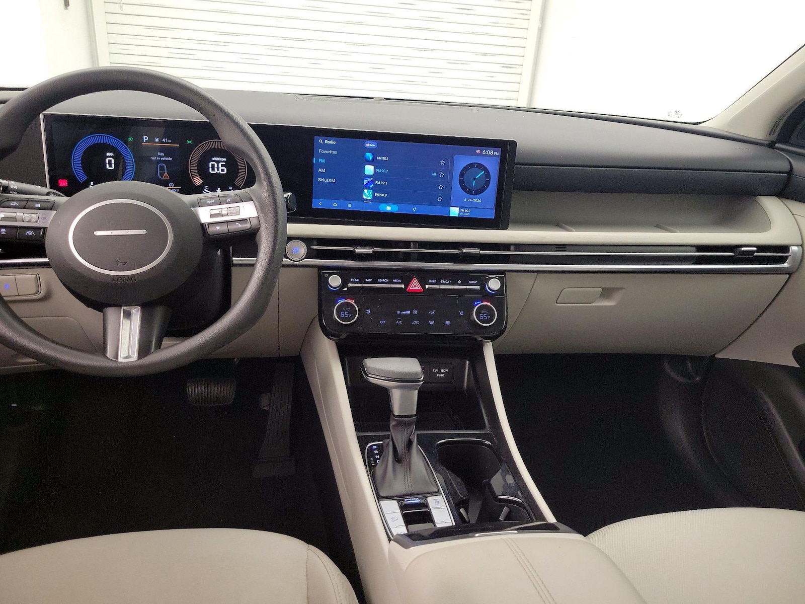2025 Hyundai Tucson SEL - Photo 10