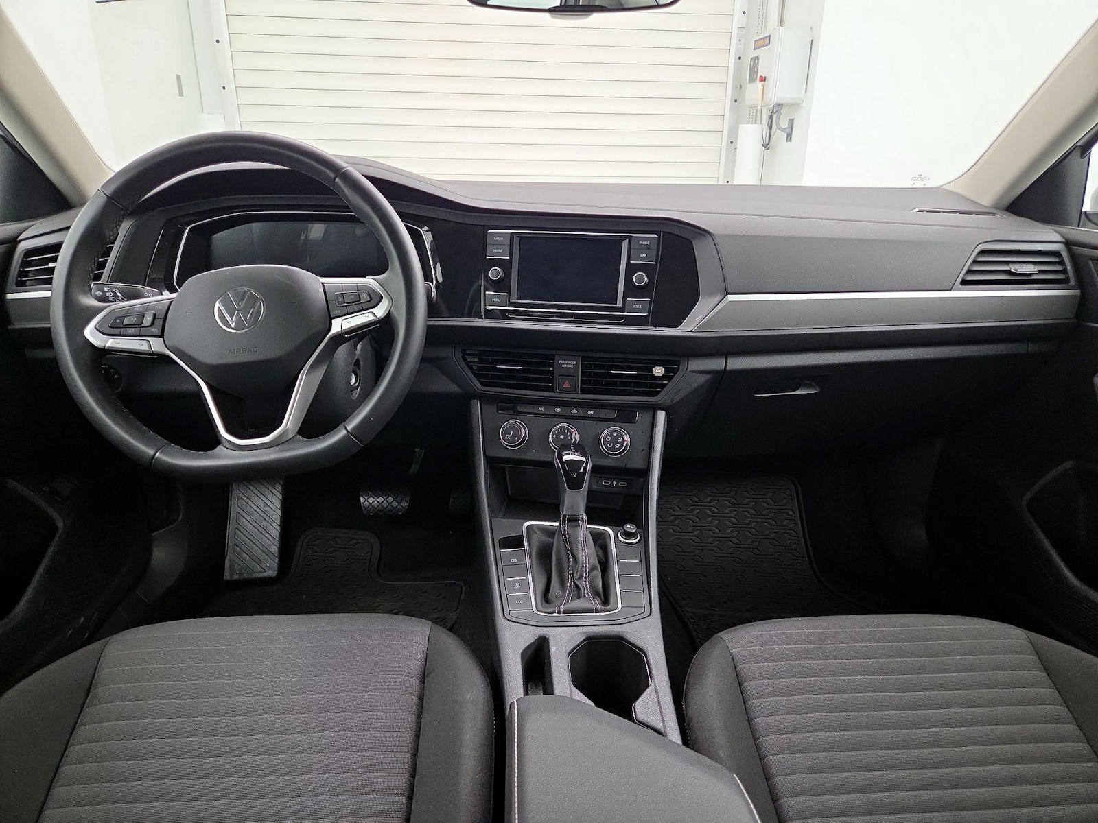 2024 Volkswagen Jetta S - Photo 10