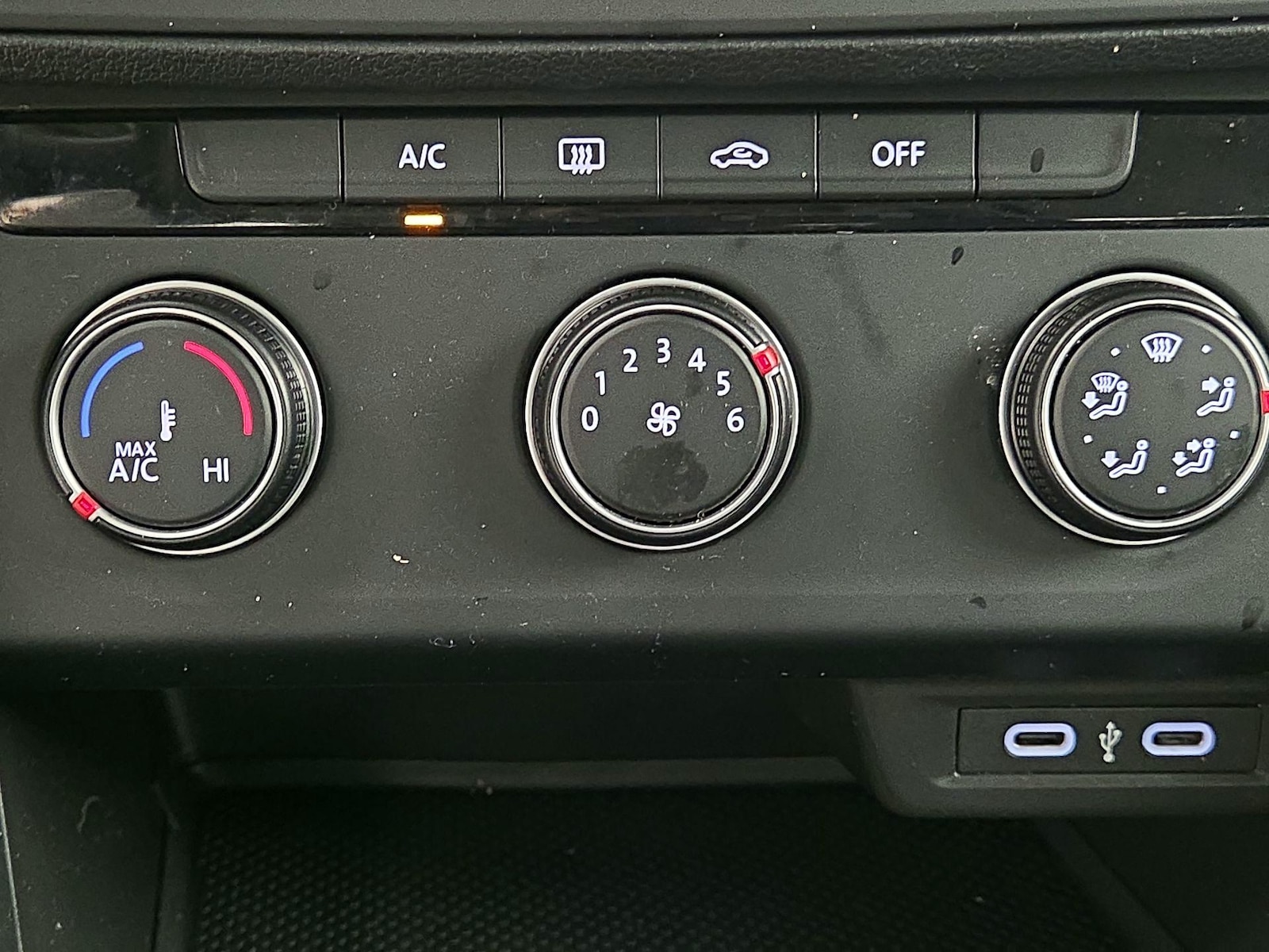 2024 Volkswagen Jetta S - Photo 17