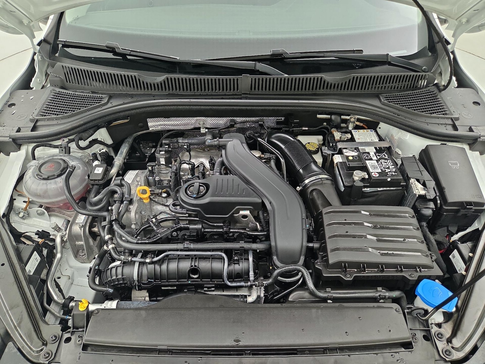 2024 Volkswagen Jetta S - Photo 22