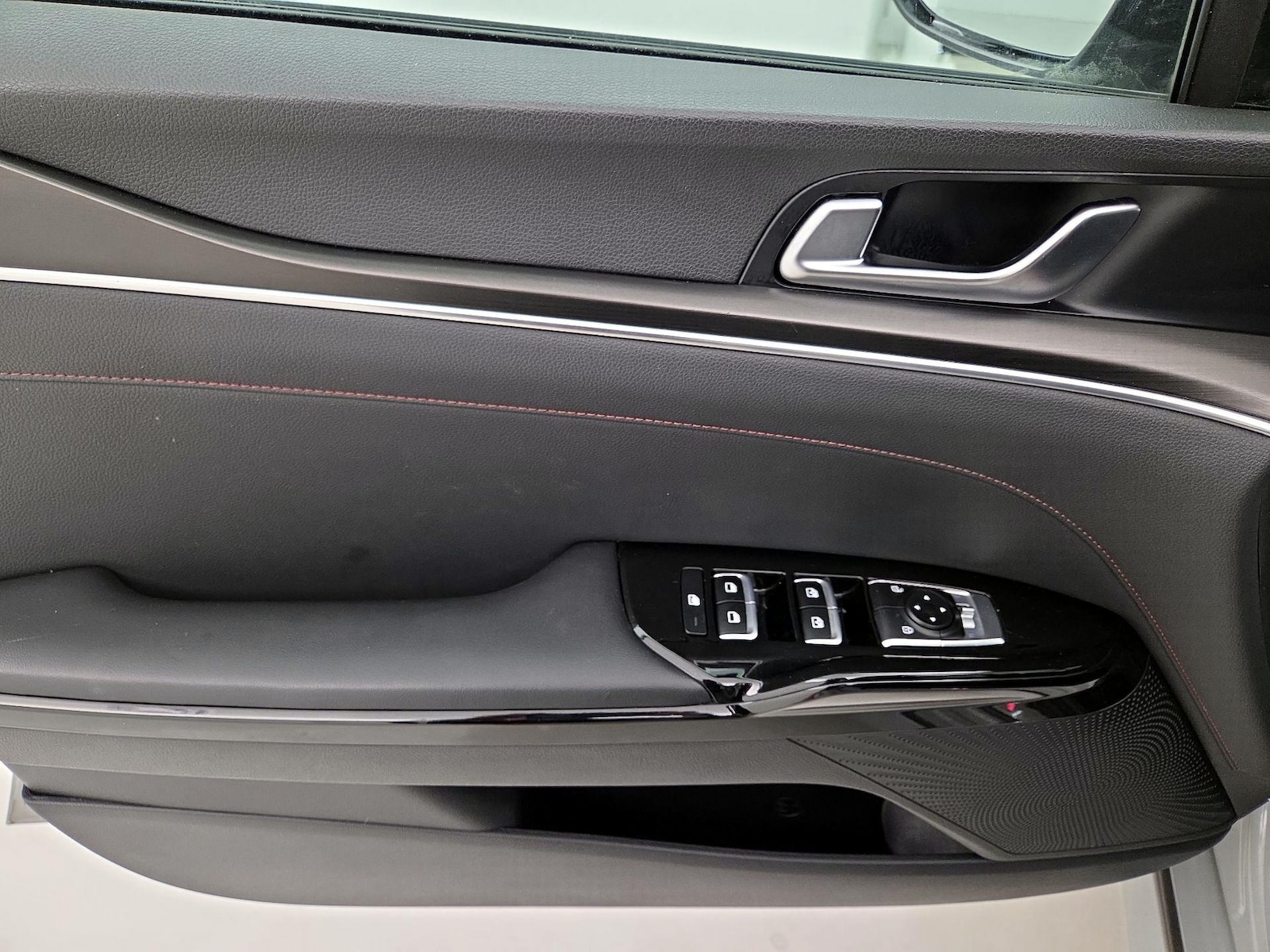 2022 Kia K5 GT - Photo 13