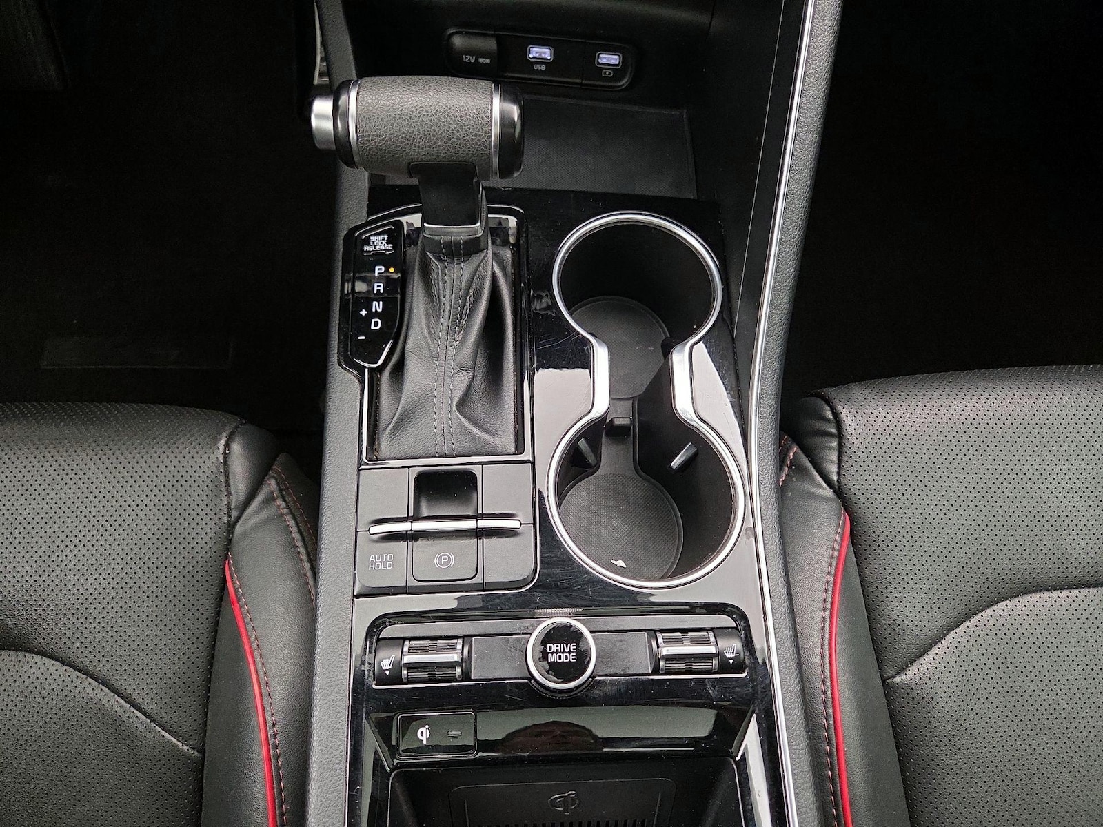 2022 Kia K5 GT - Photo 19