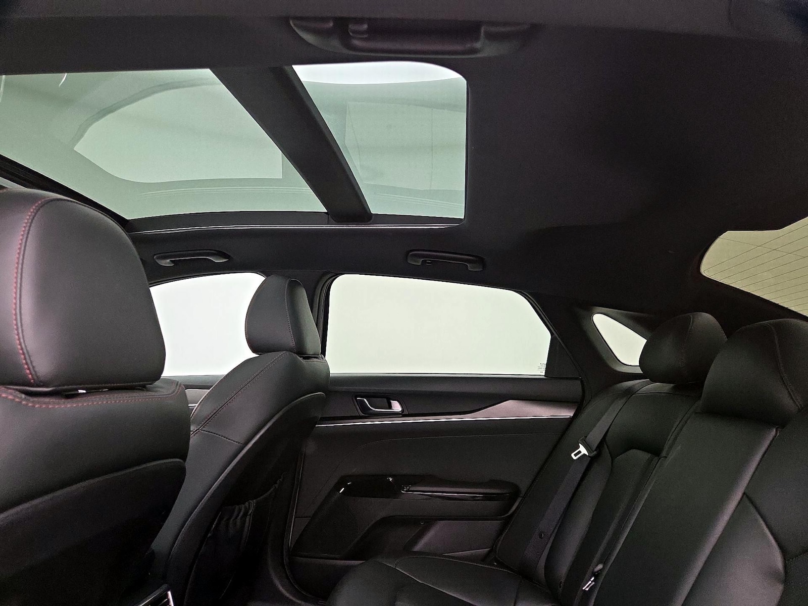 2022 Kia K5 GT - Photo 25