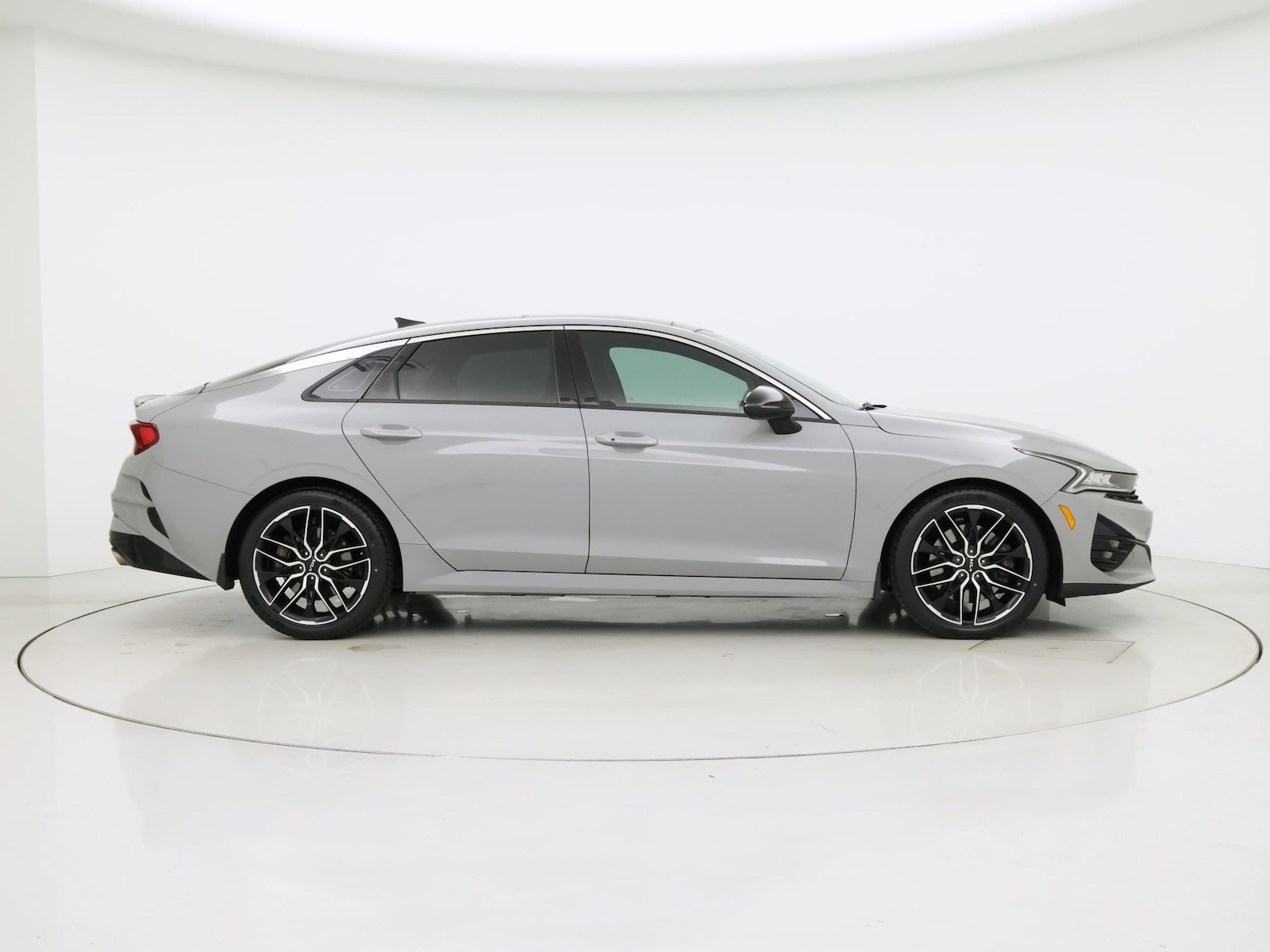 2022 Kia K5 GT - Photo 8