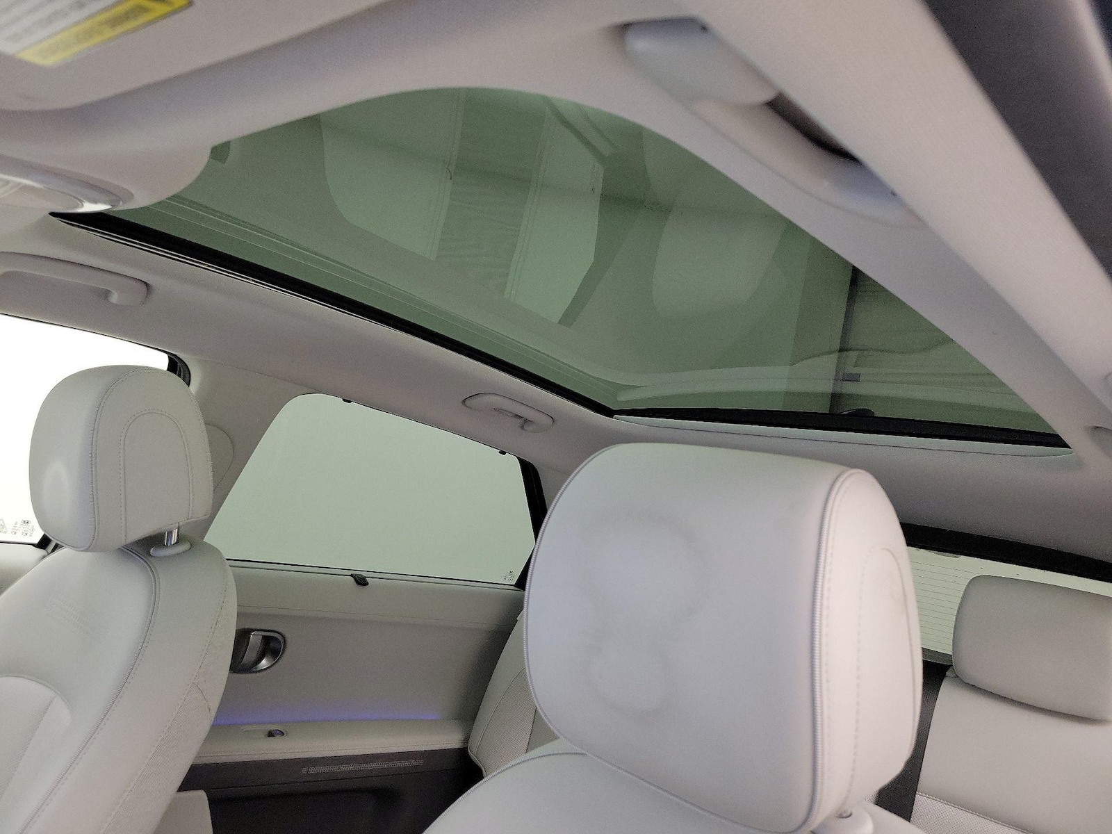 2024 Hyundai IONIQ 5 Limited - Photo 21