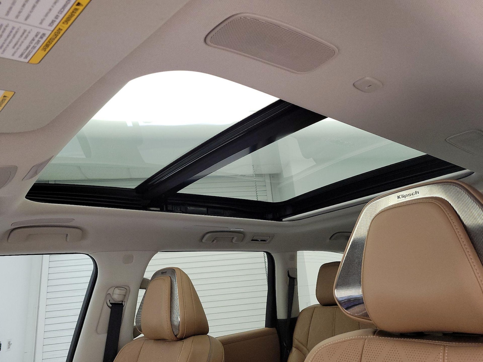 2025 INFINITI QX80 Sensory 4WD - Photo 21