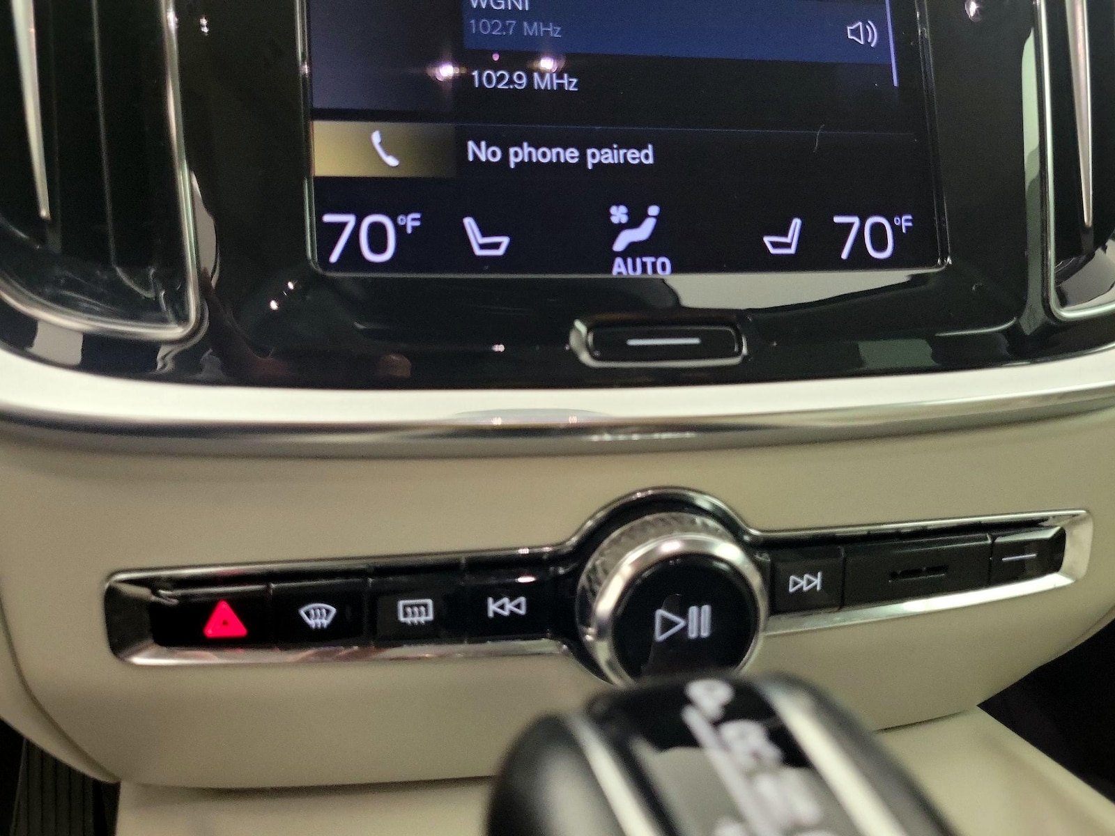 2021 Volvo S60 Momentum - Photo 16