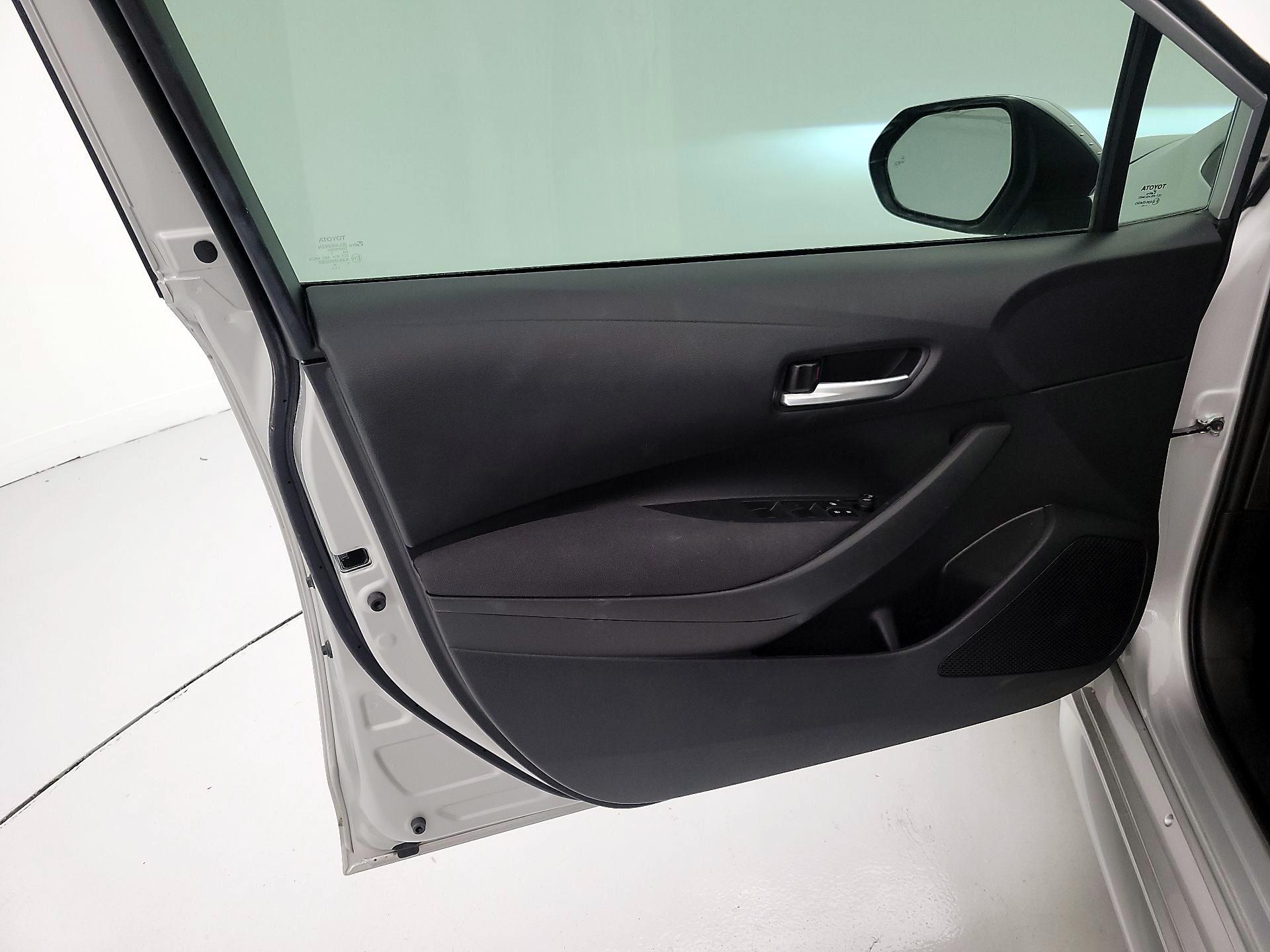 Thumbnail: 2021 Toyota Corolla - 12