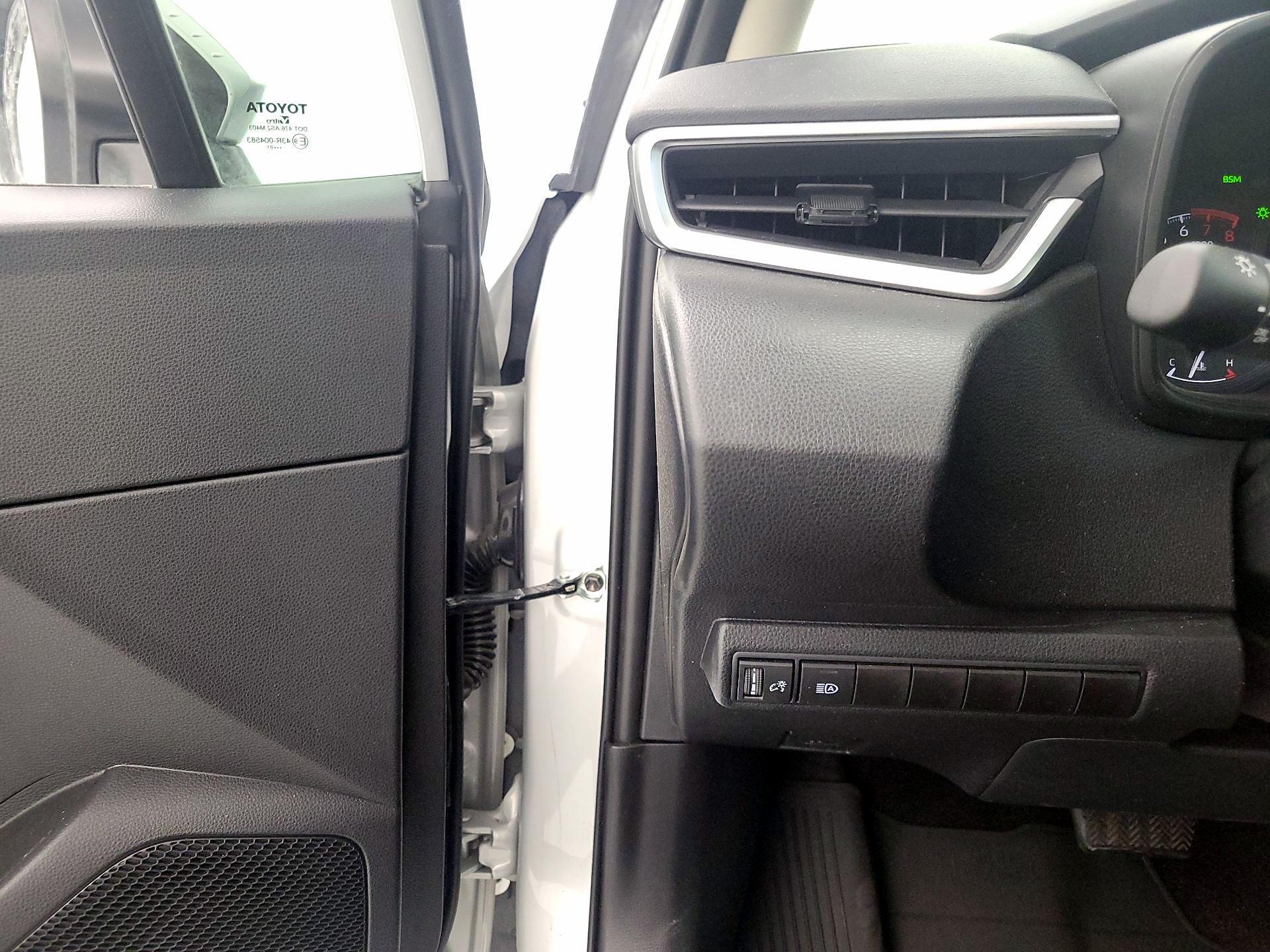 Thumbnail: 2021 Toyota Corolla - 13