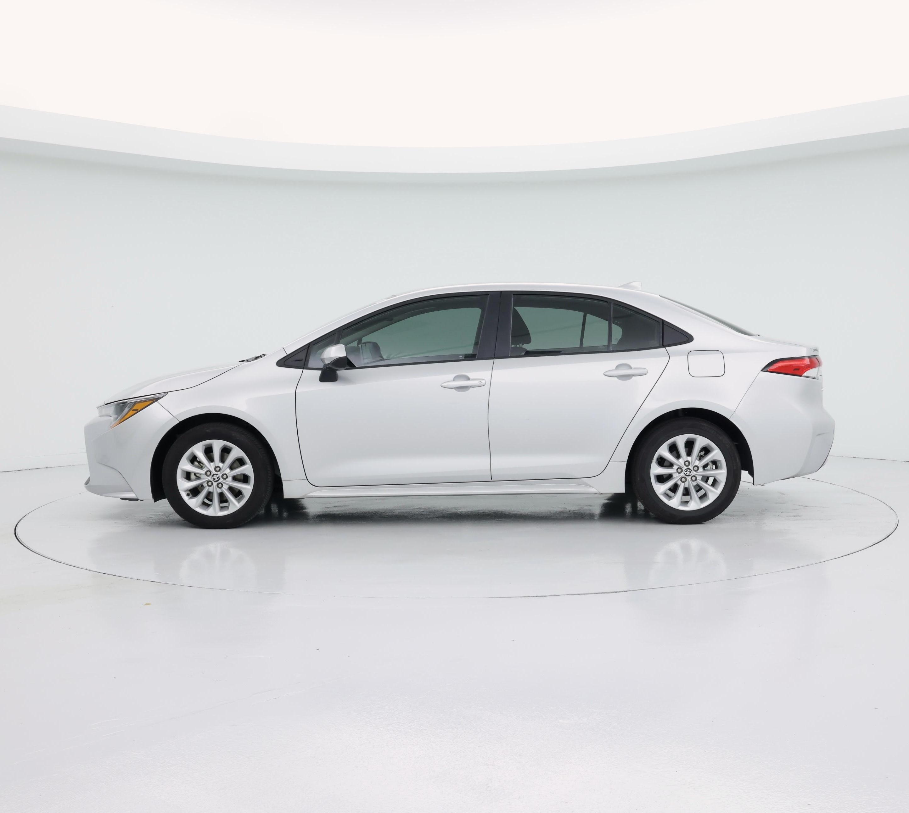 Thumbnail: 2021 Toyota Corolla - 3