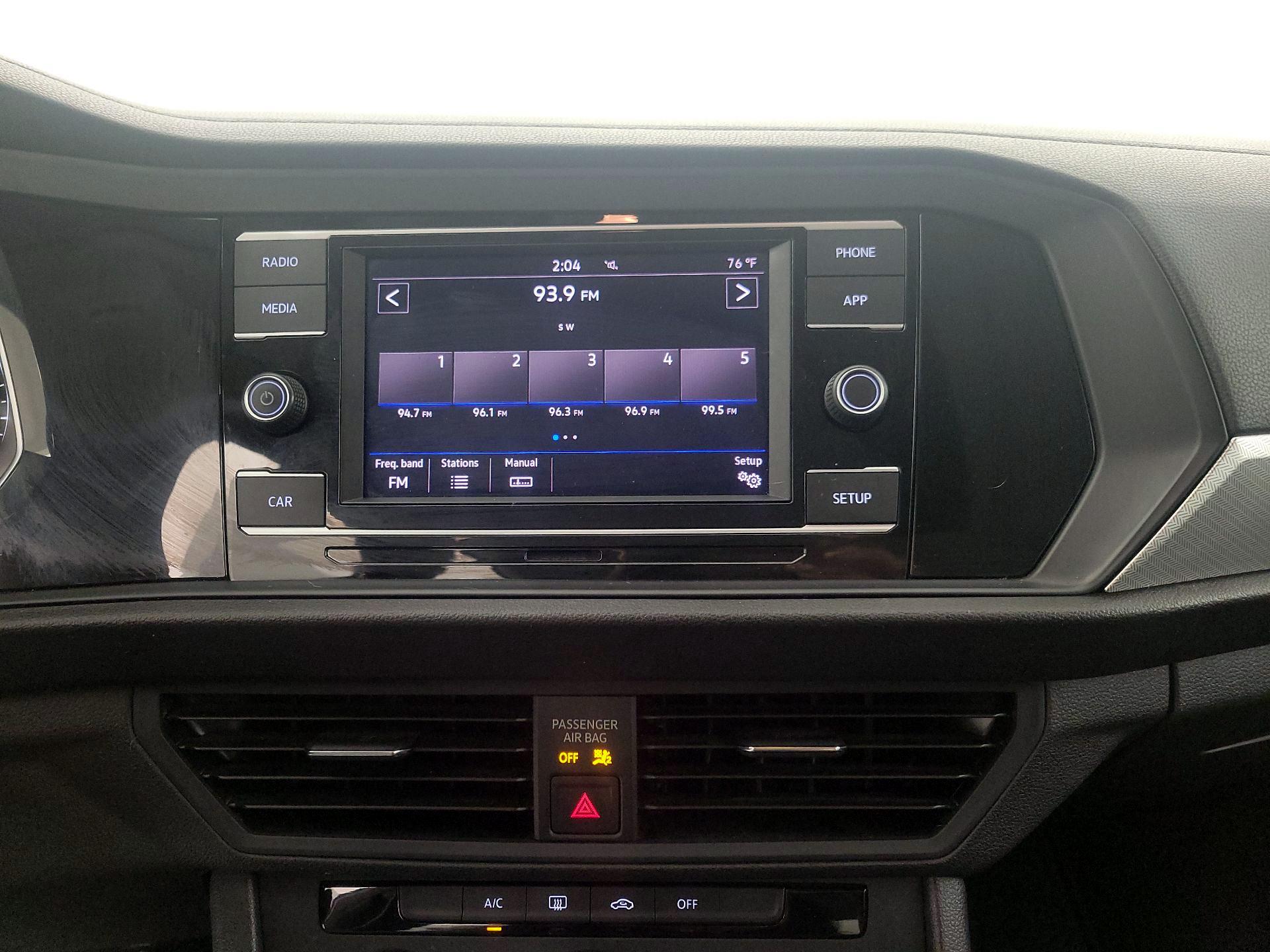 Thumbnail: 2019 Volkswagen Jetta - 15