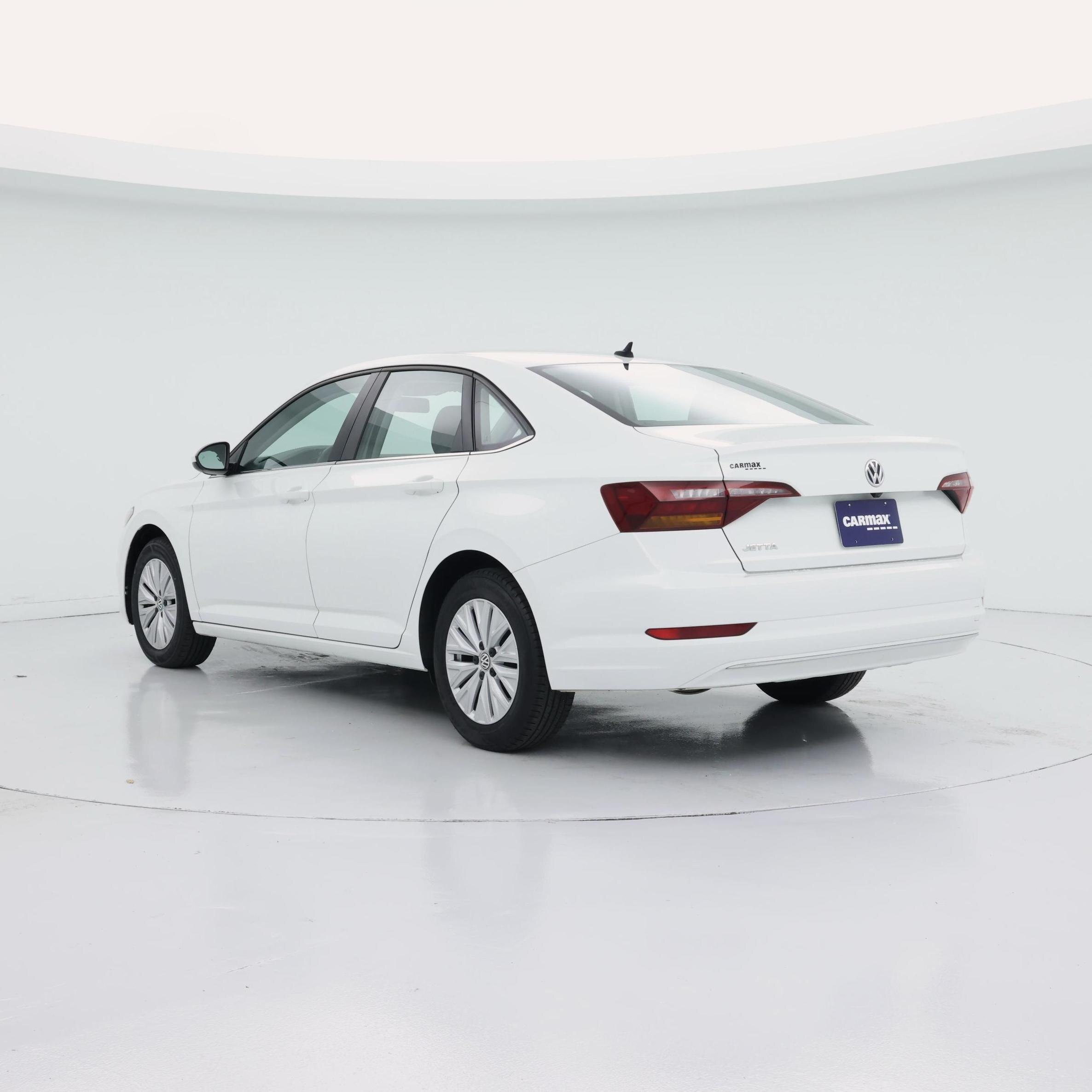 Thumbnail: 2019 Volkswagen Jetta - 2