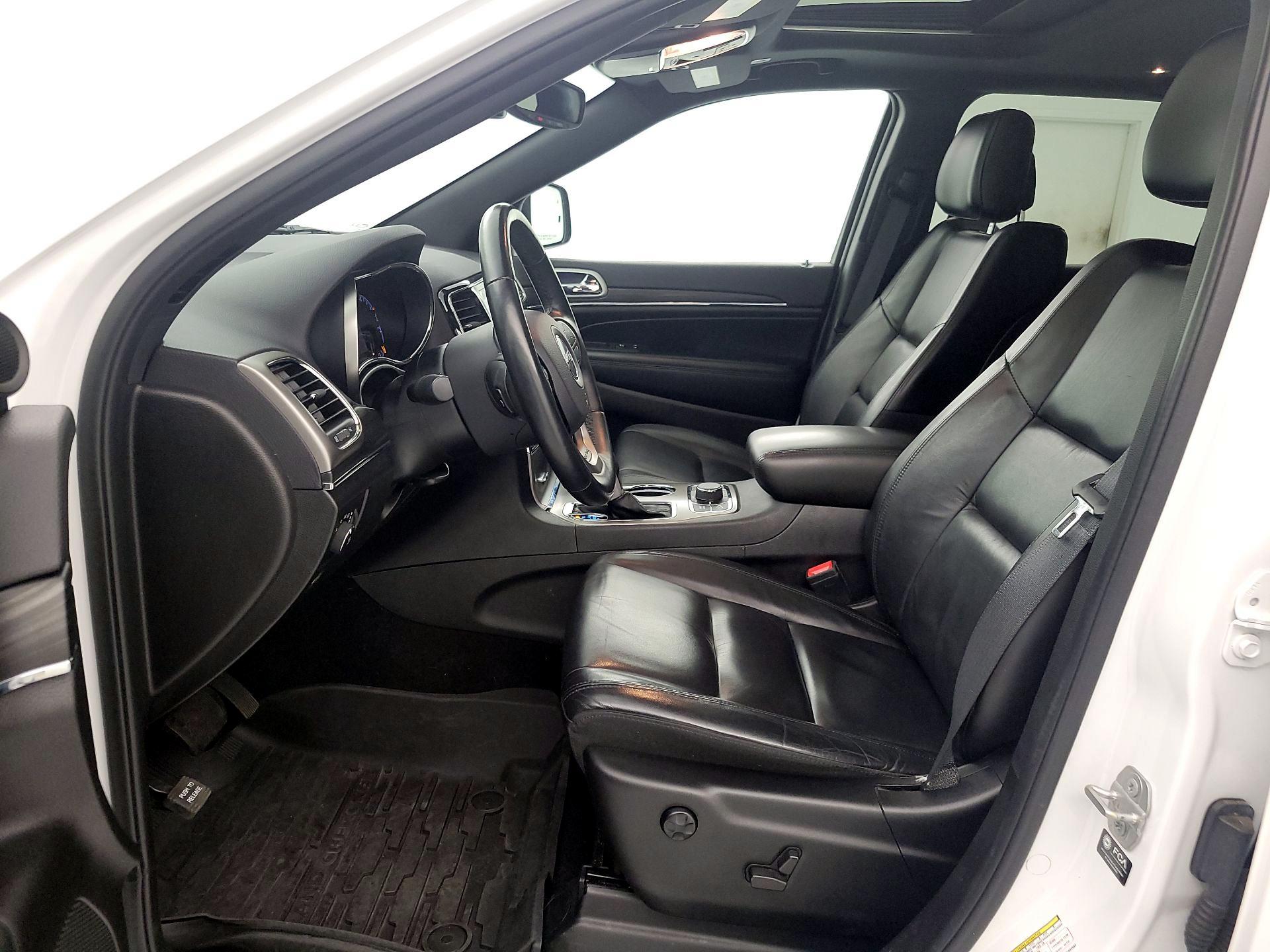Thumbnail: 2021 Jeep Grand Cherokee - 11