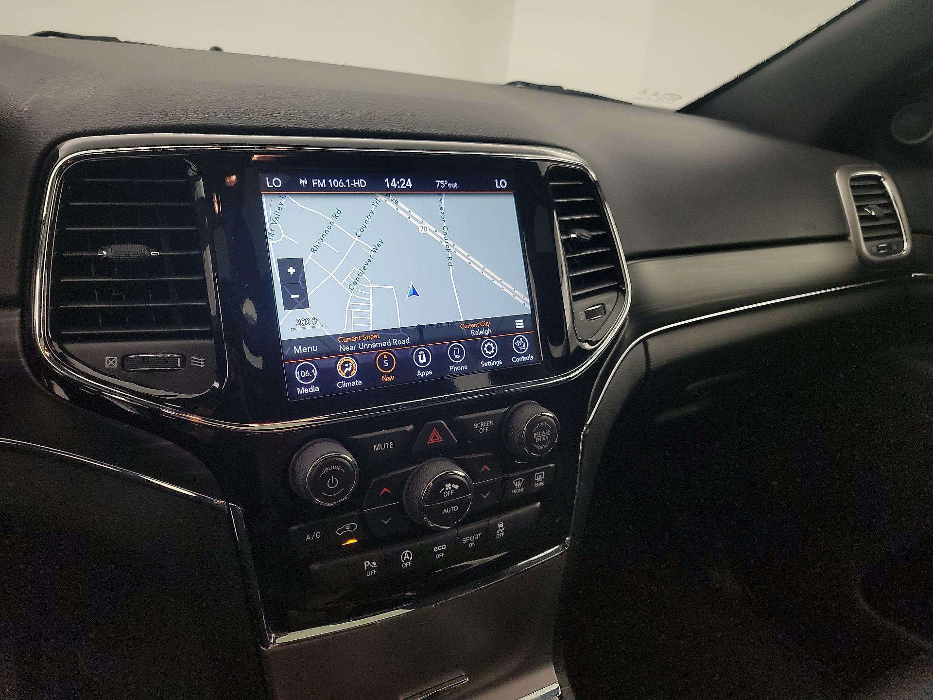 Thumbnail: 2021 Jeep Grand Cherokee - 14
