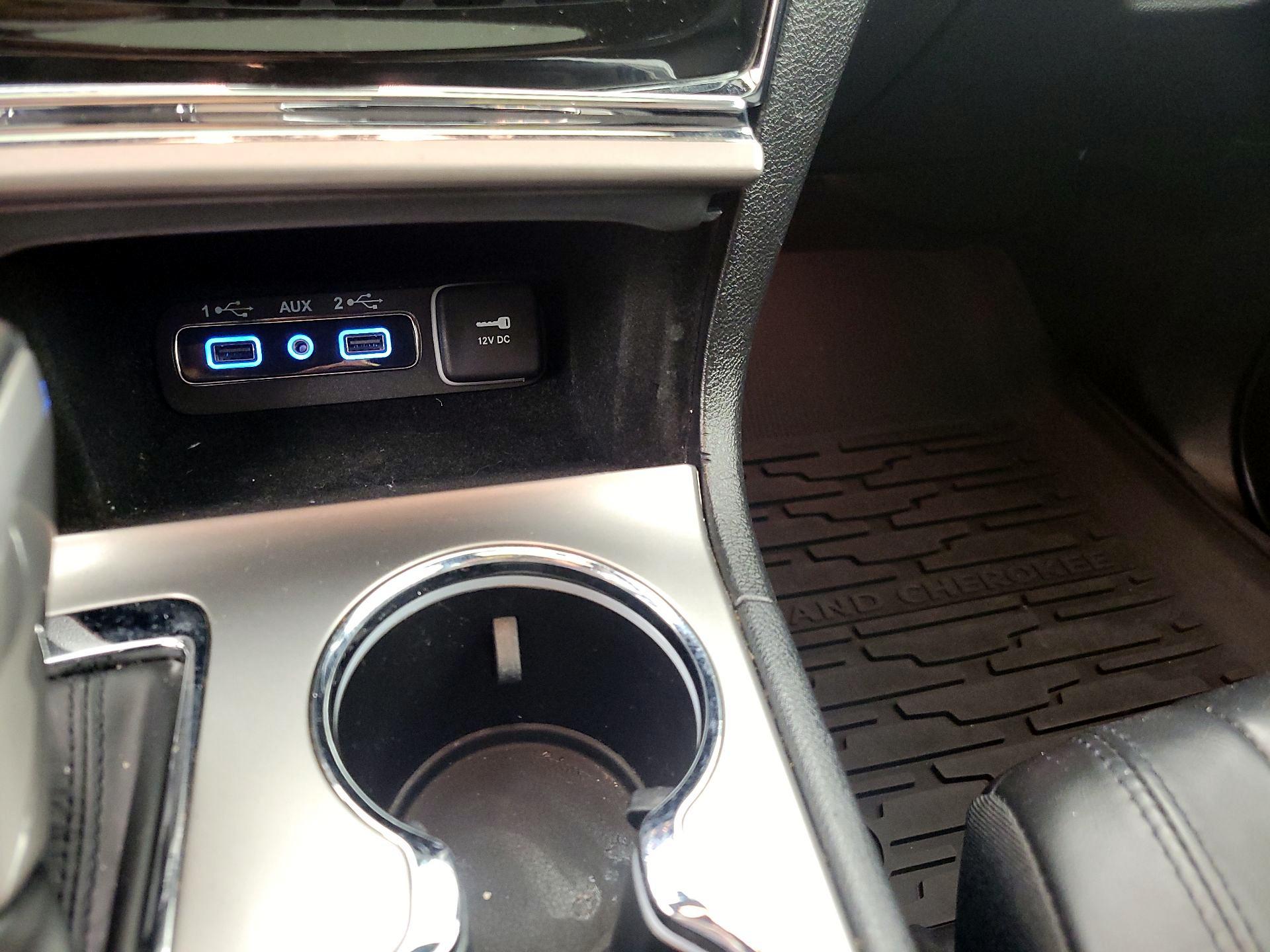 Thumbnail: 2021 Jeep Grand Cherokee - 19
