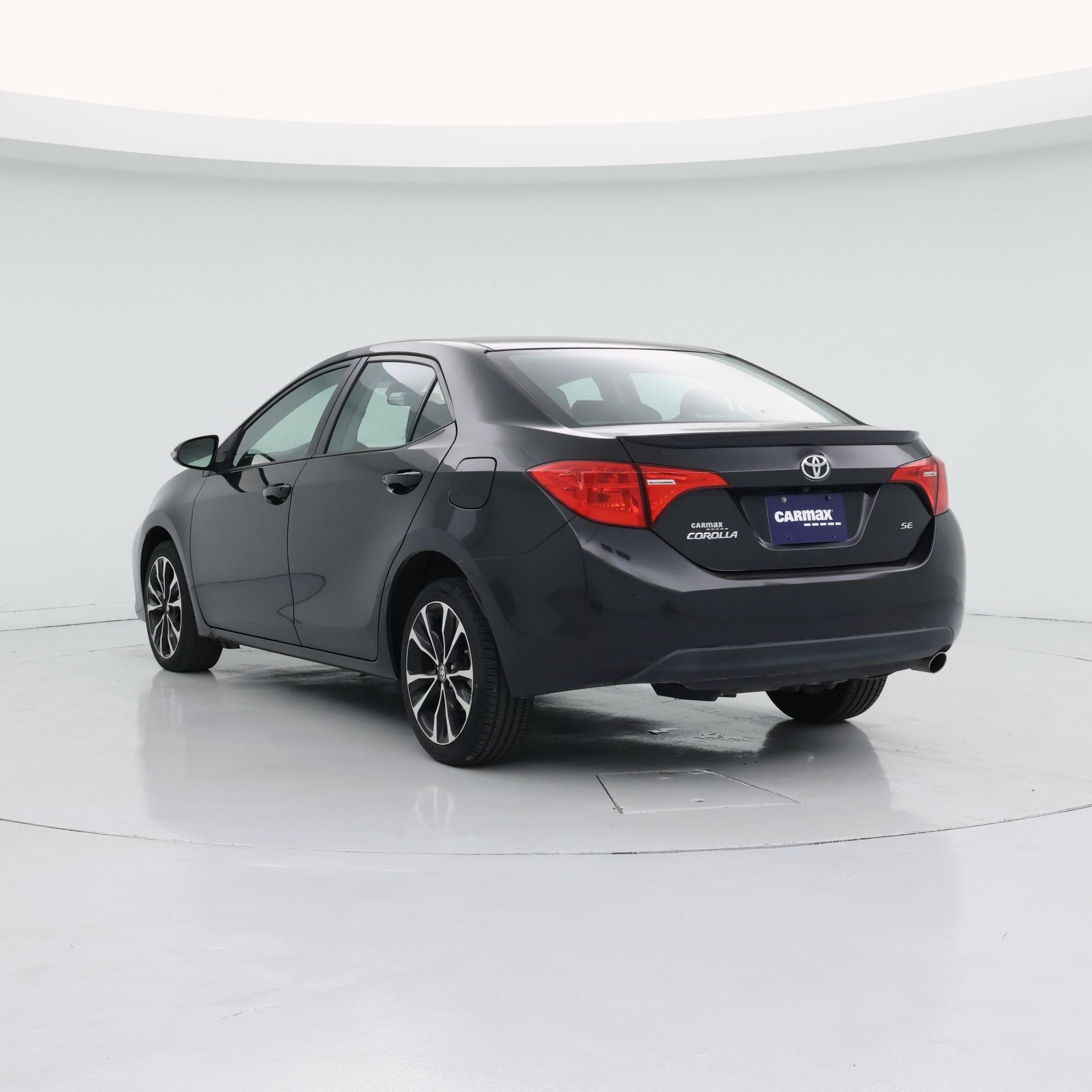 Thumbnail: 2017 Toyota Corolla - 2