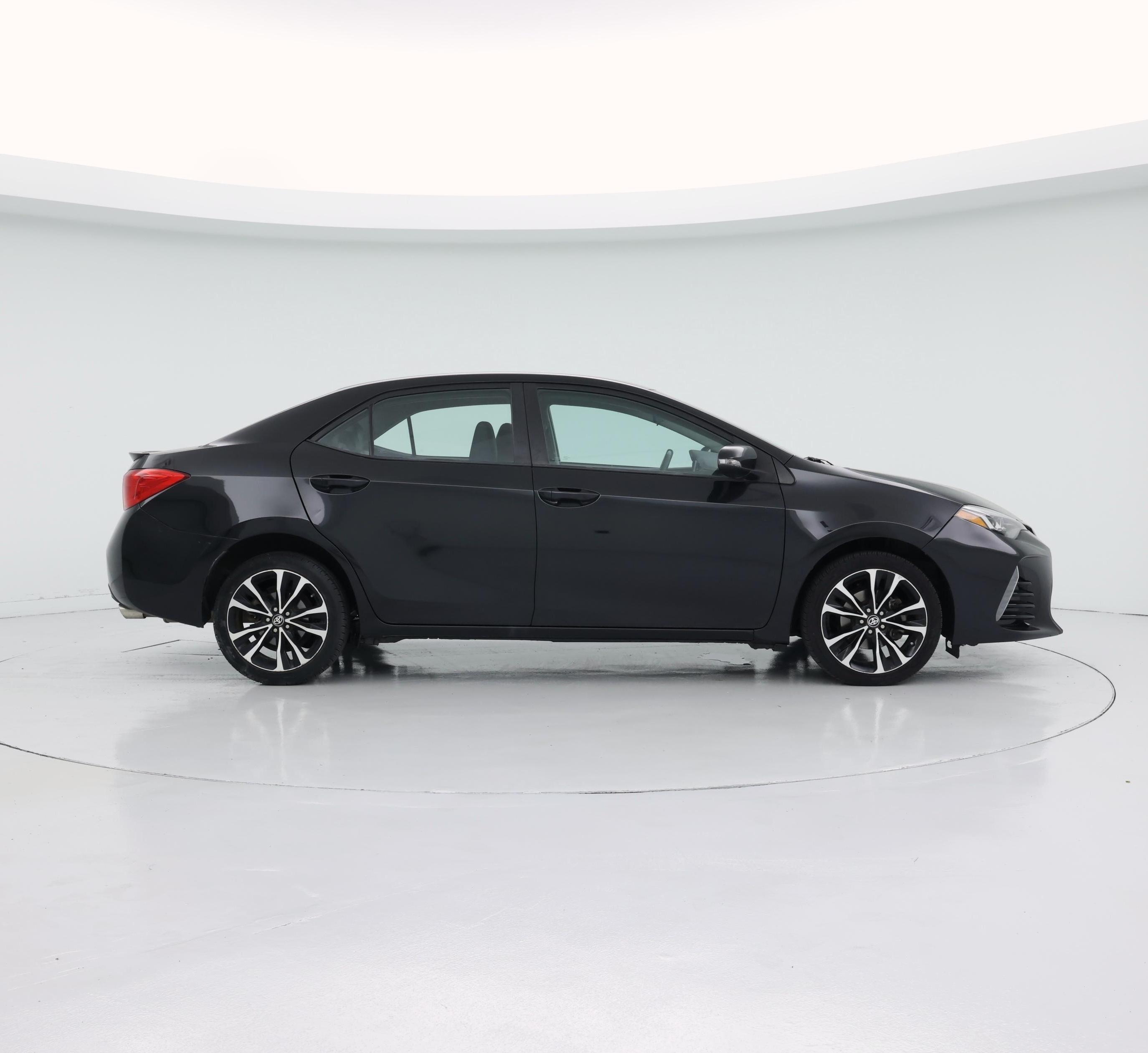 Thumbnail: 2017 Toyota Corolla - 7