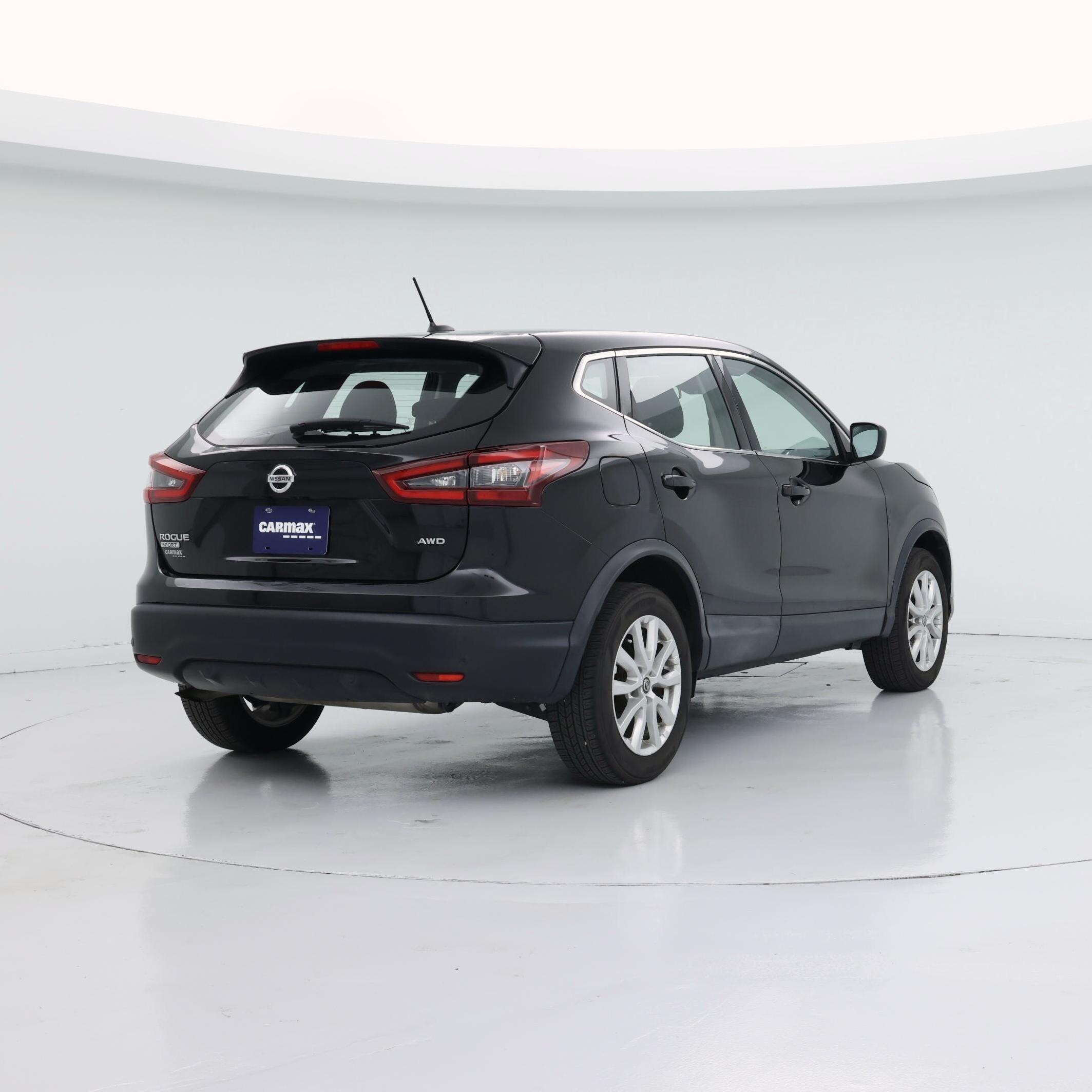 Thumbnail: 2020 Nissan Rogue Sport - 8