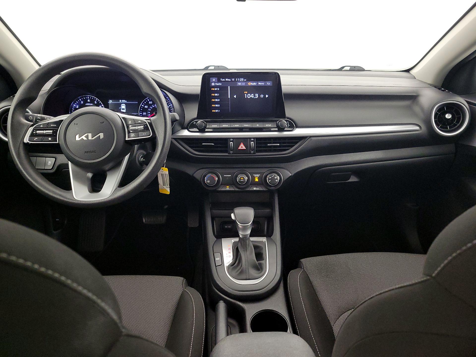 Thumbnail: 2024 Kia Forte - 9