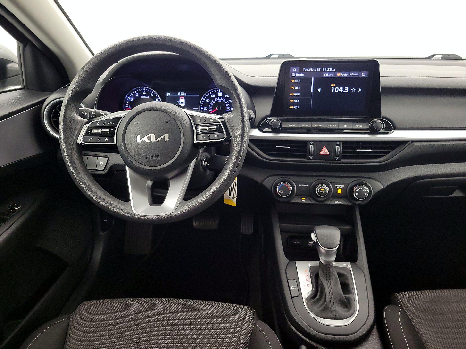 Thumbnail: 2024 Kia Forte - 10