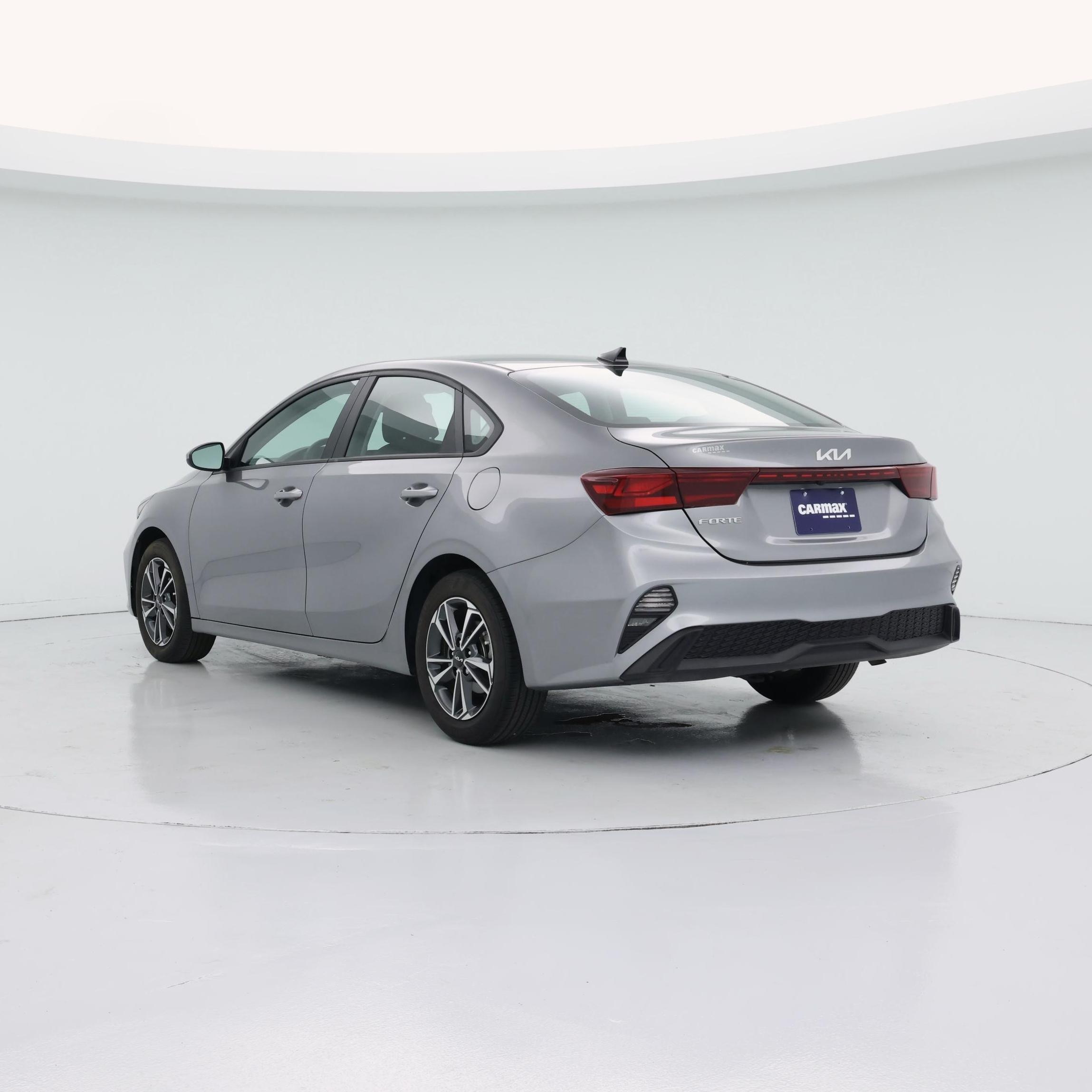 Thumbnail: 2024 Kia Forte - 2