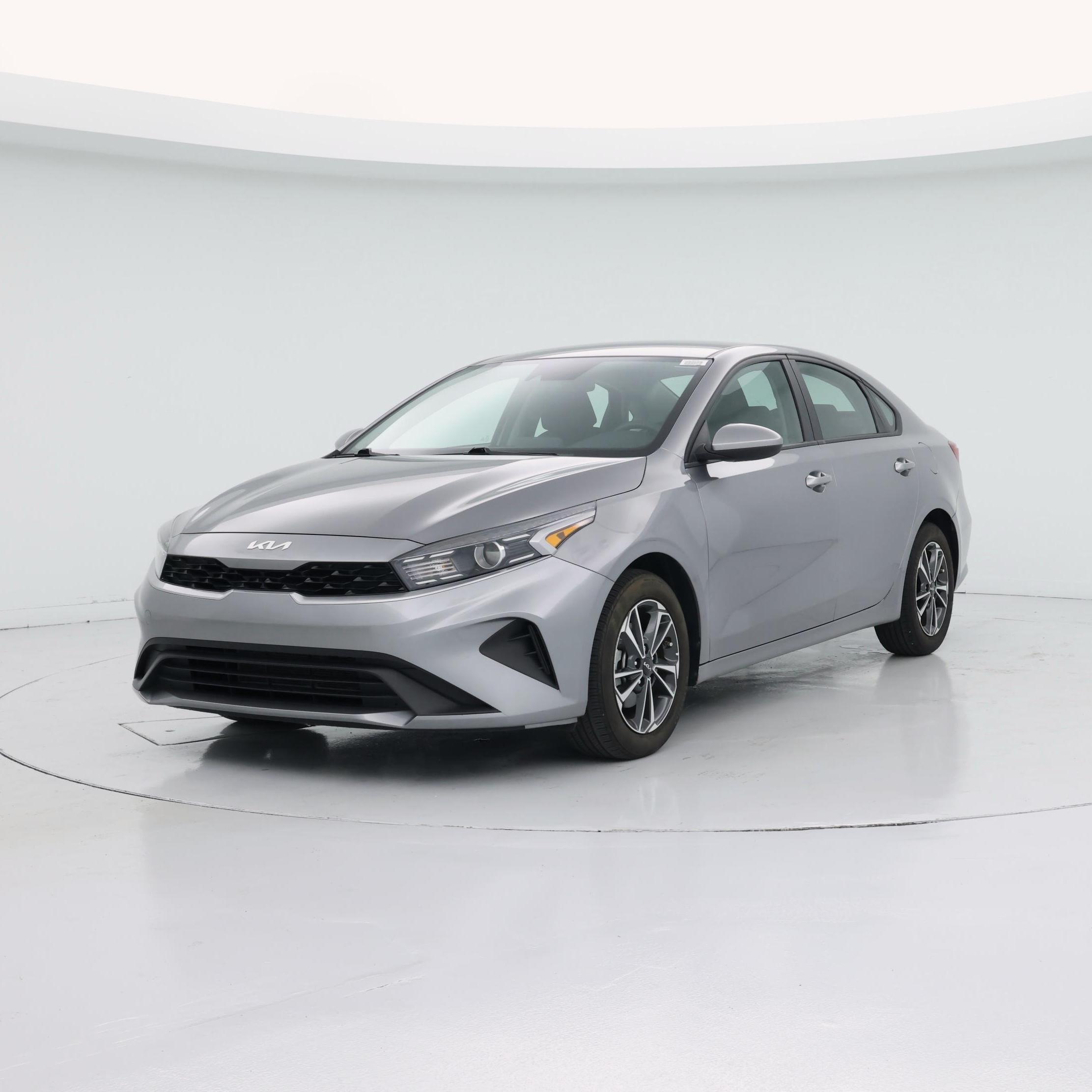 Thumbnail: 2024 Kia Forte - 4