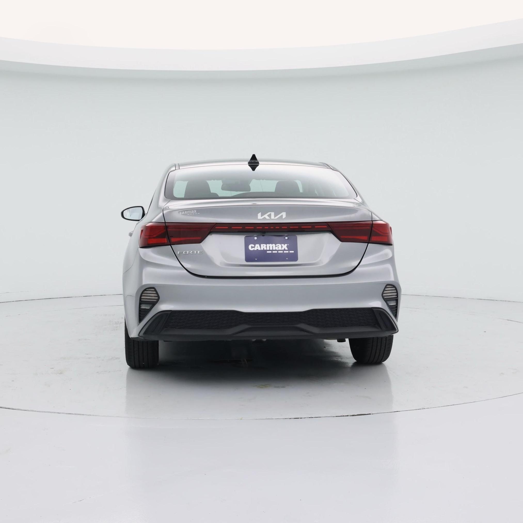 Thumbnail: 2024 Kia Forte - 6