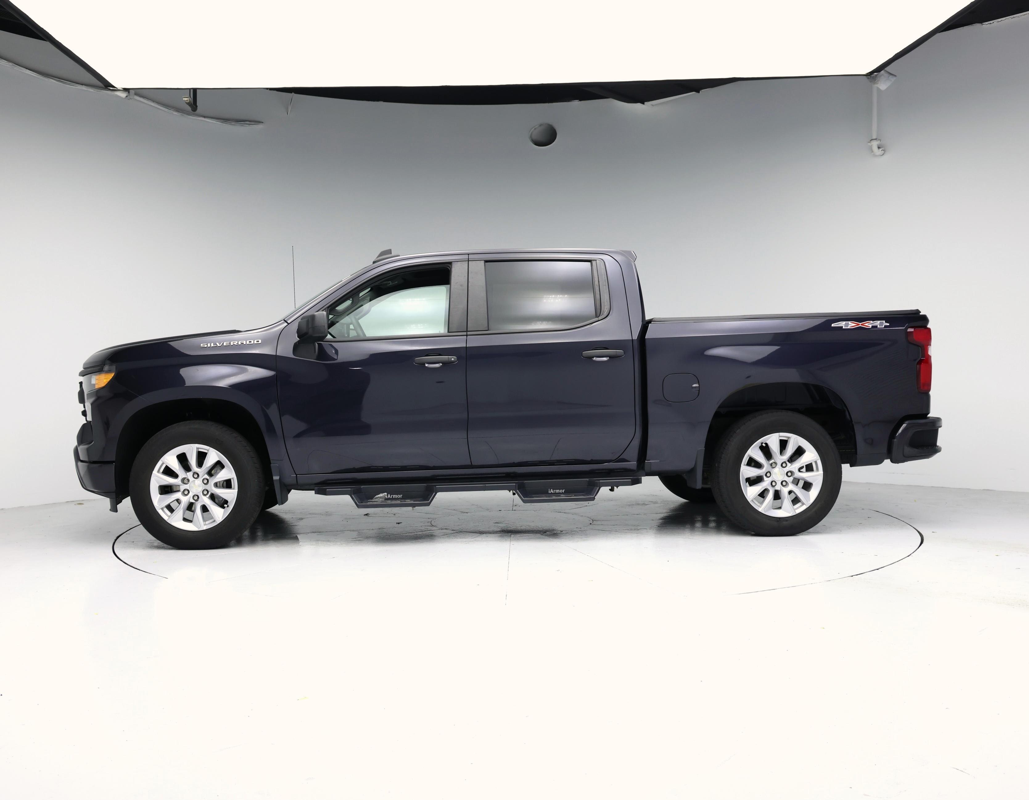 Thumbnail: 2022 Chevrolet Silverado 1500 - 3