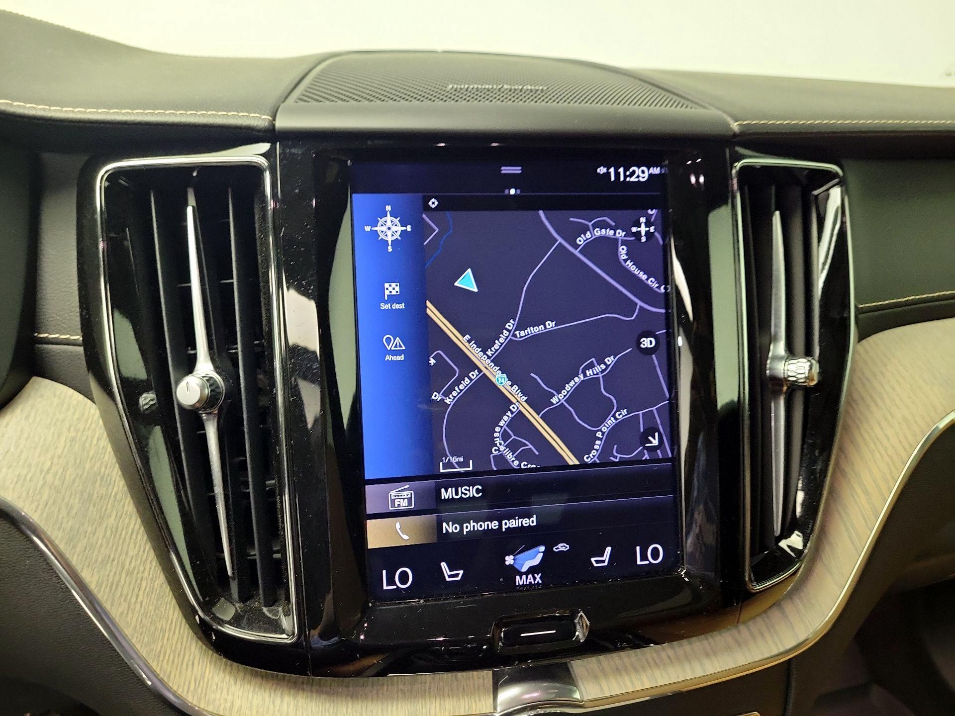 Thumbnail: 2019 Volvo XC60 - 14