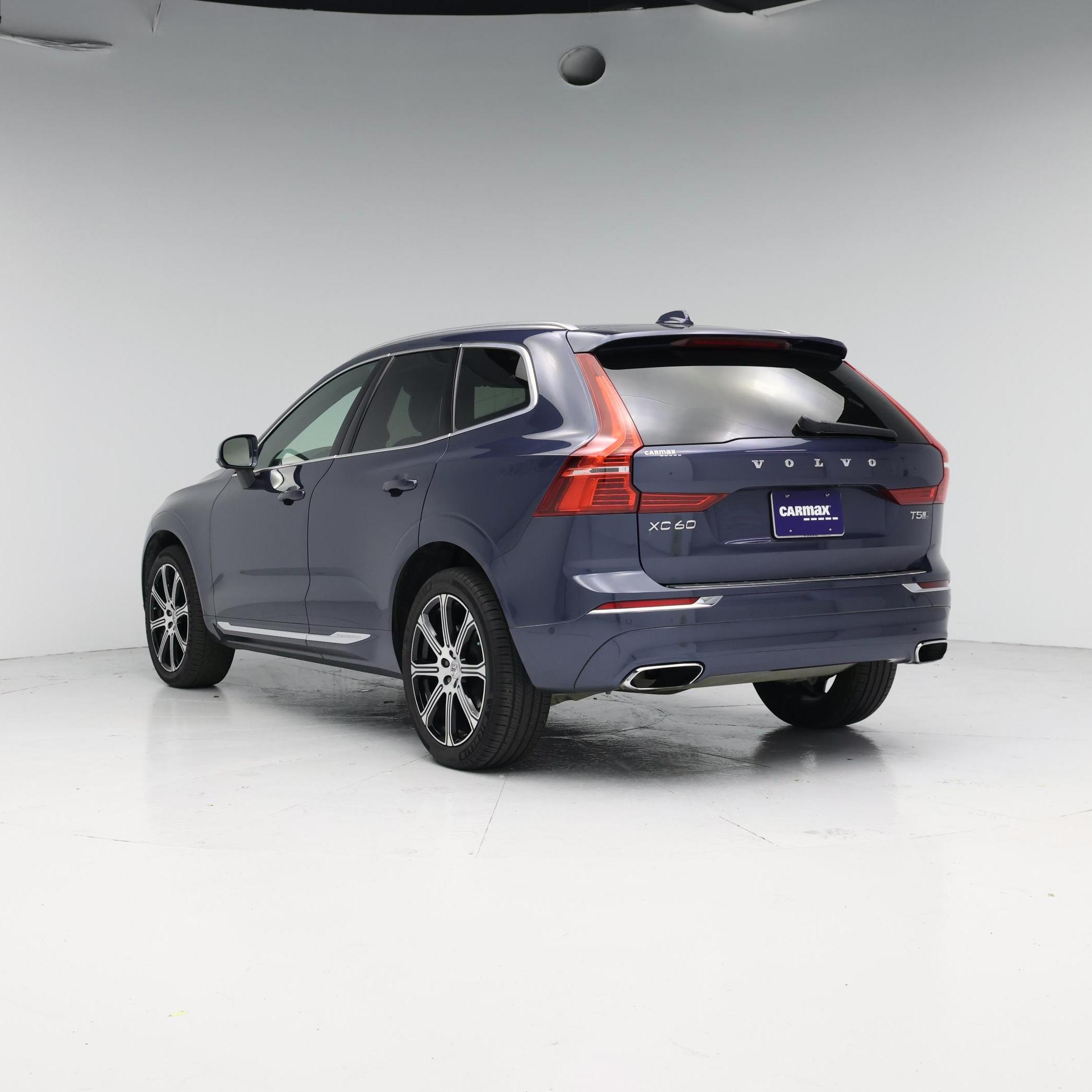Thumbnail: 2019 Volvo XC60 - 2
