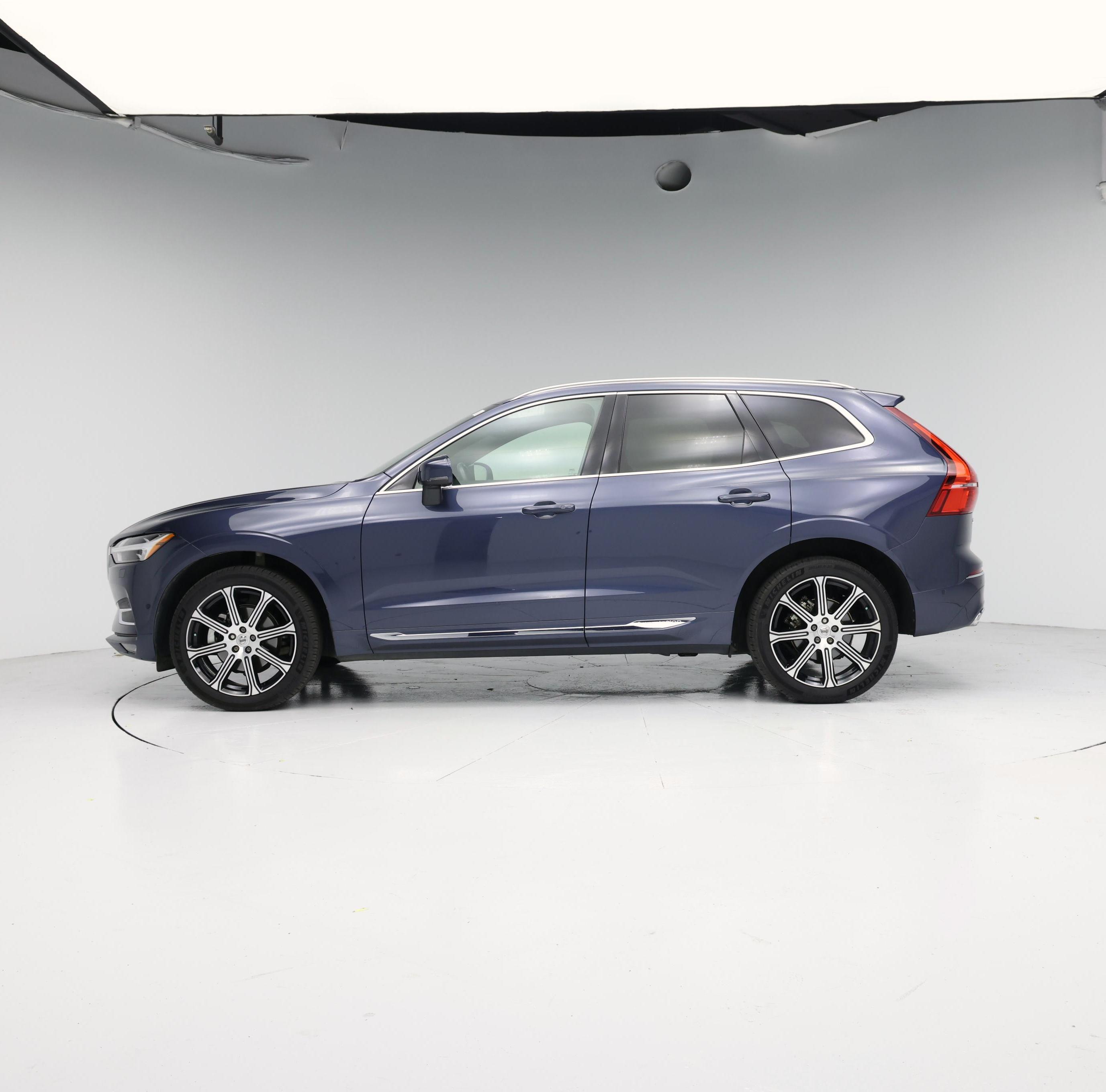 Thumbnail: 2019 Volvo XC60 - 3