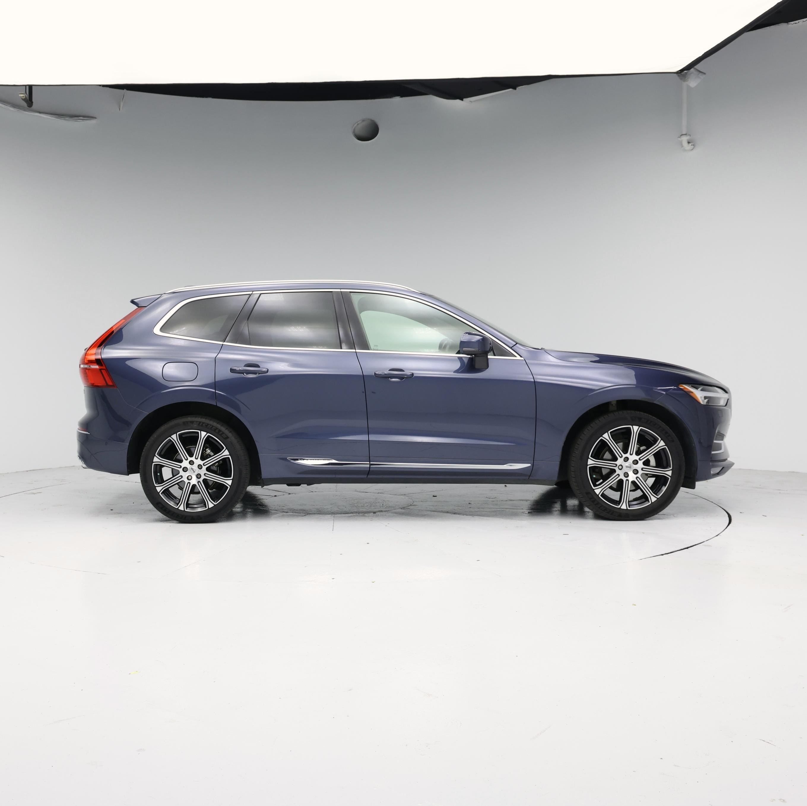 Thumbnail: 2019 Volvo XC60 - 7