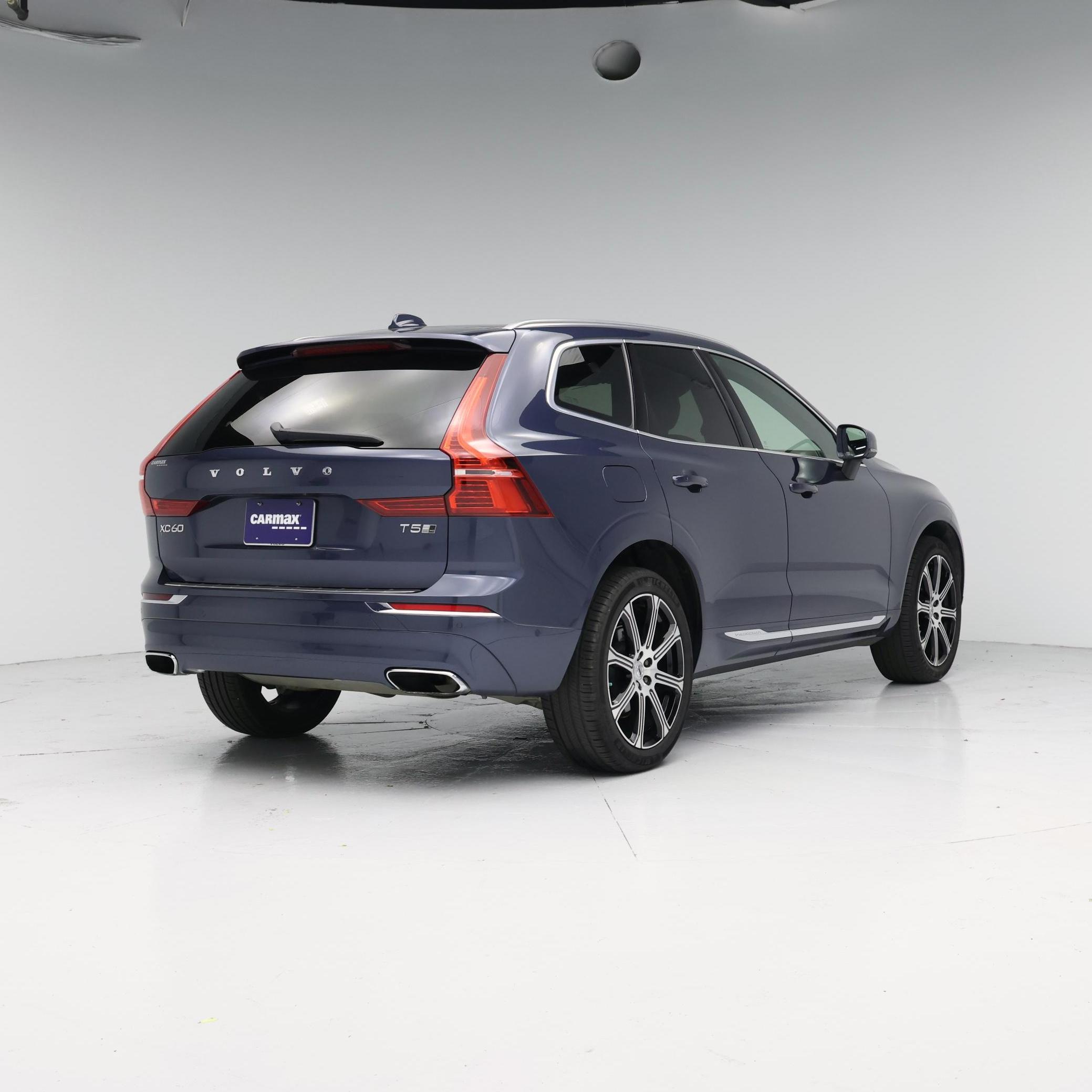 Thumbnail: 2019 Volvo XC60 - 8