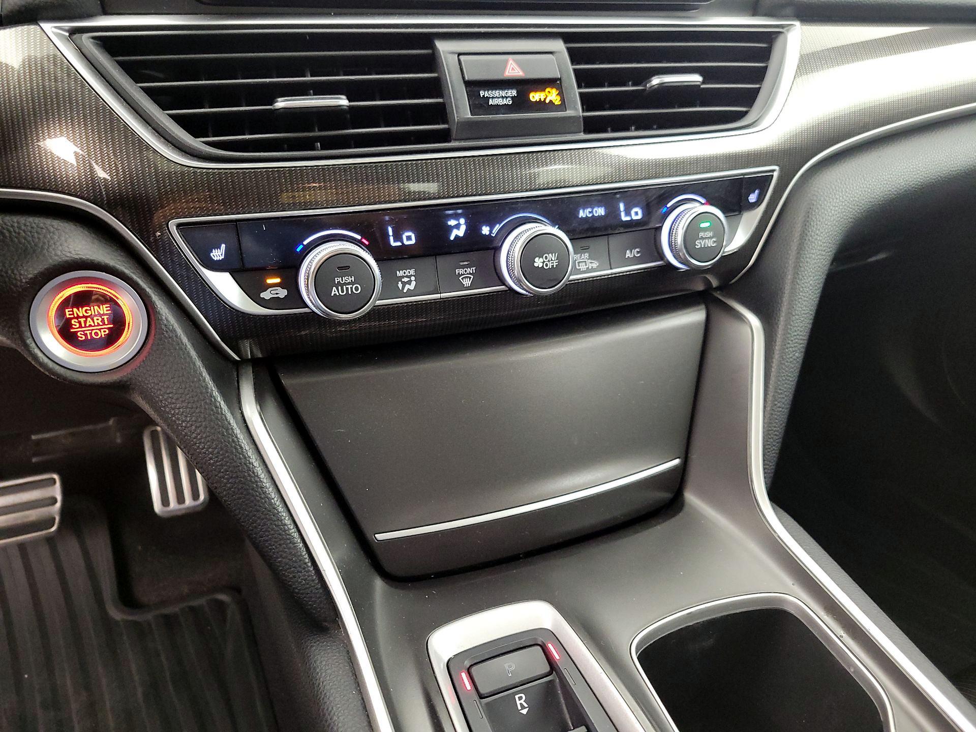 Thumbnail: 2018 Honda Accord - 16