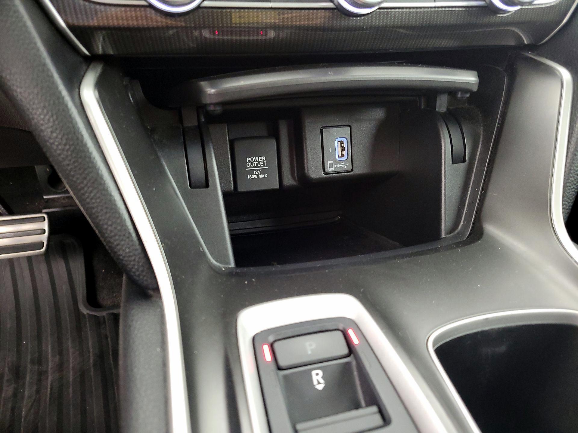 Thumbnail: 2018 Honda Accord - 18