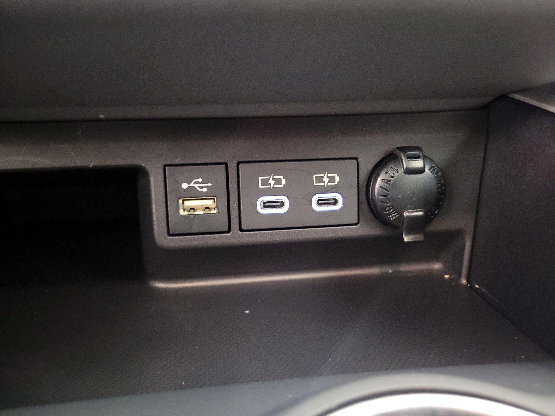 Thumbnail: 2026 Toyota Highlander - 18