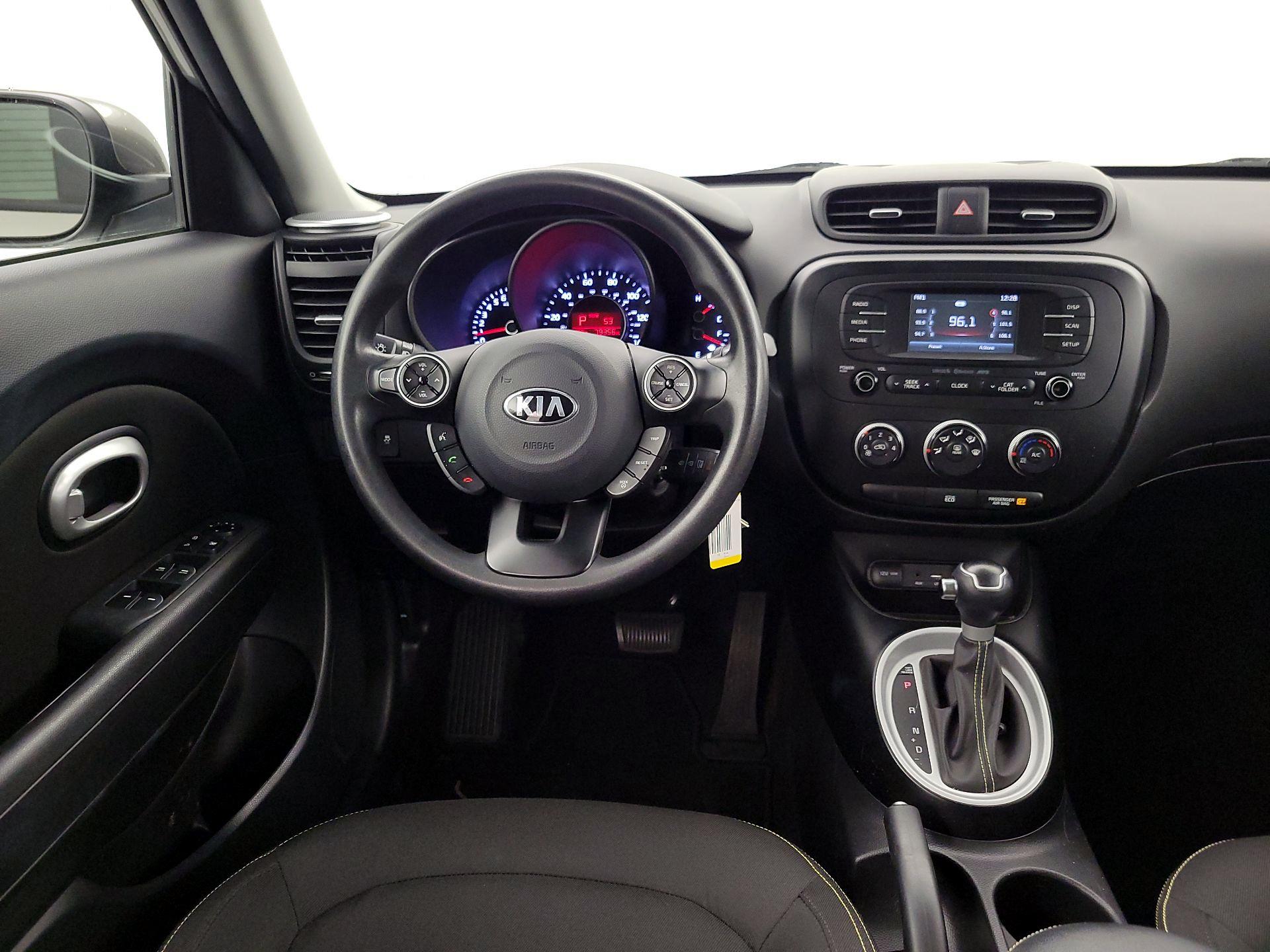 Thumbnail: 2016 Kia Soul - 10