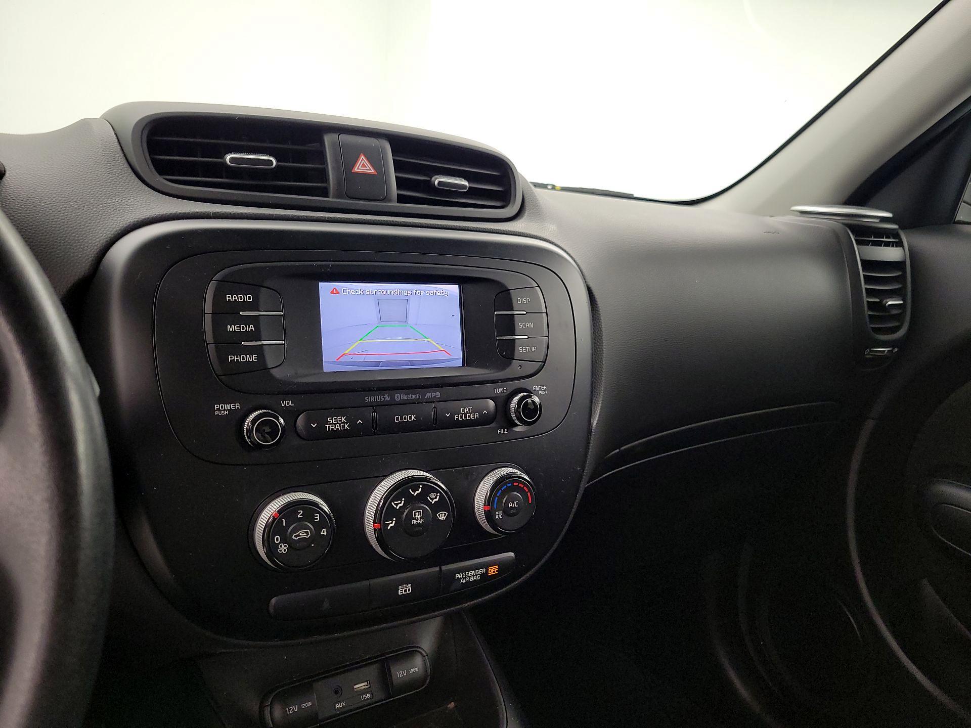 Thumbnail: 2016 Kia Soul - 14