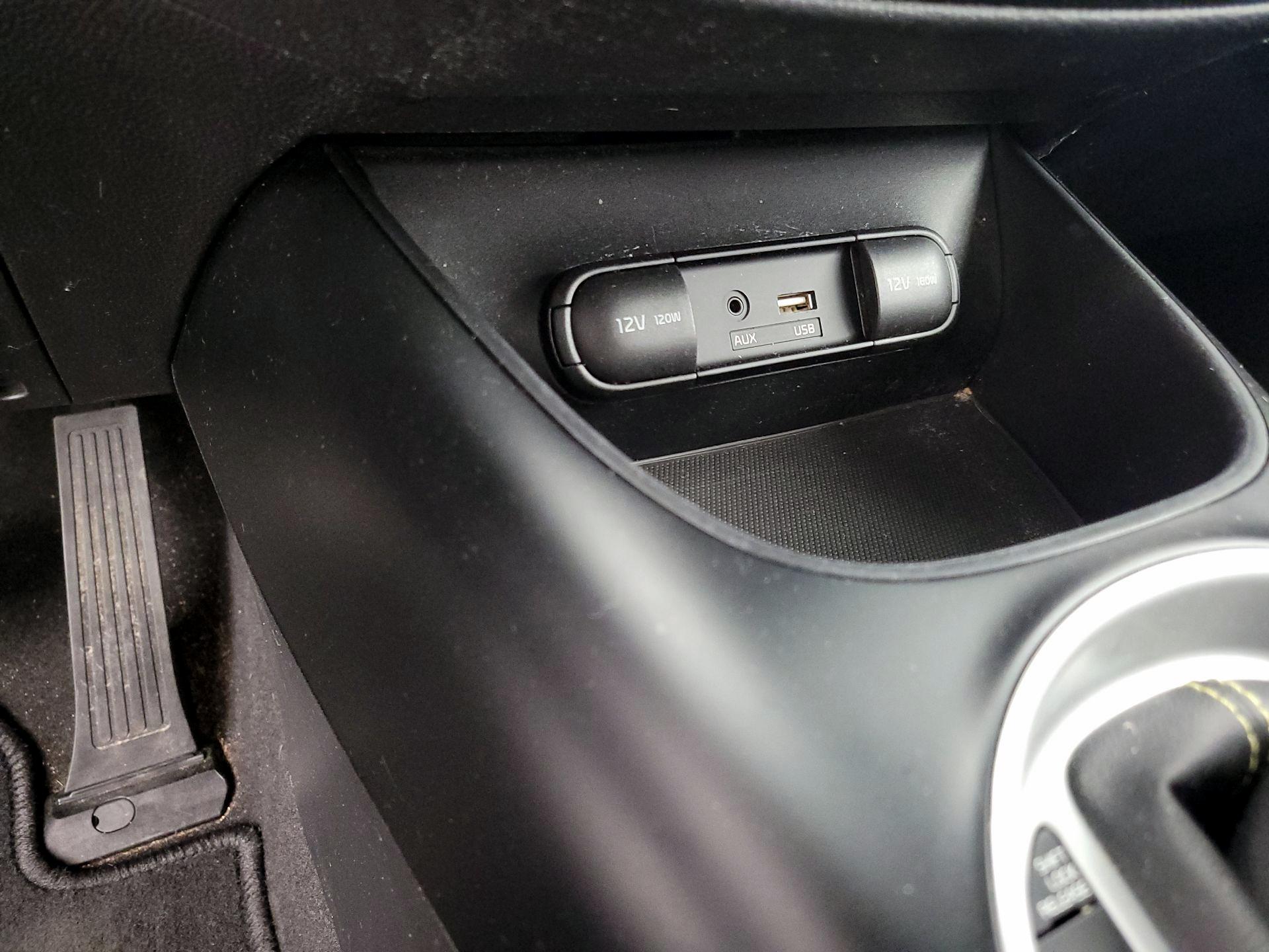 Thumbnail: 2016 Kia Soul - 18